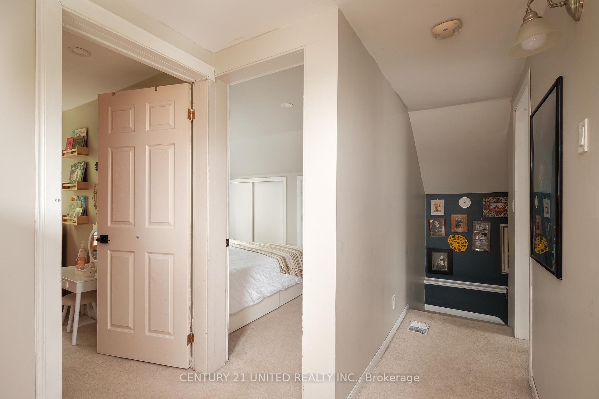 Photo 17 of 400 Crystal Drive, Peterborough, Ashburnham Ward 4 — HOMEH