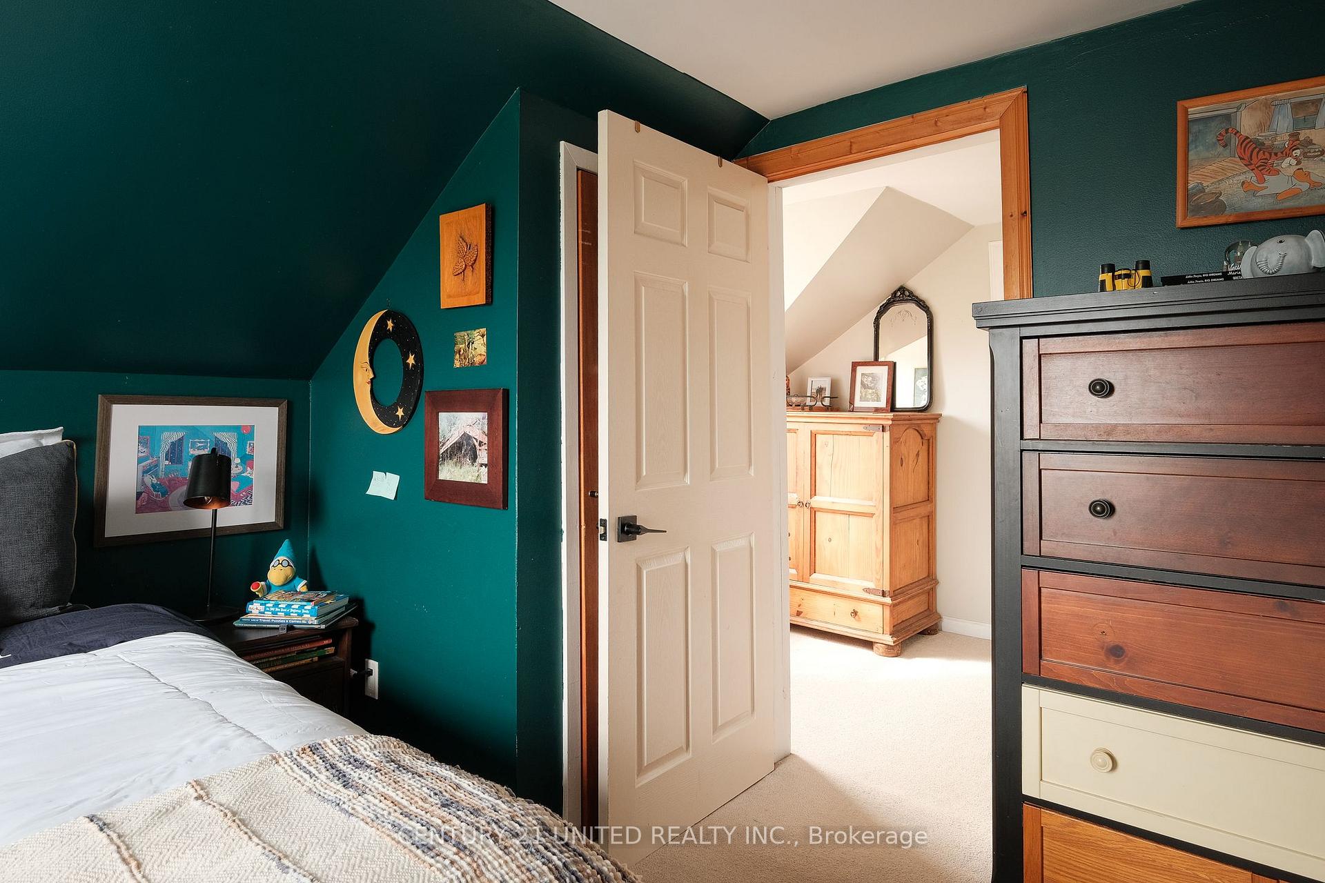 Photo 20 of 400 Crystal Drive, Peterborough, Ashburnham Ward 4 — HOMEH