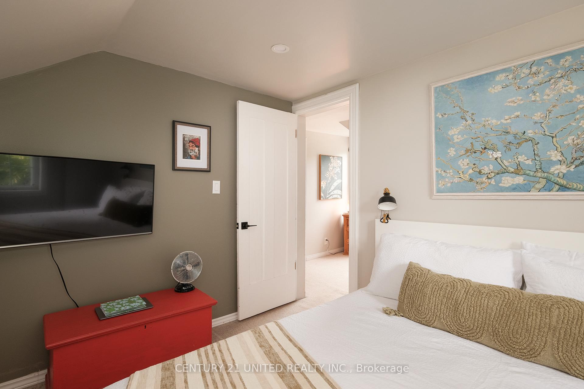 Photo 24 of 400 Crystal Drive, Peterborough, Ashburnham Ward 4 — HOMEH