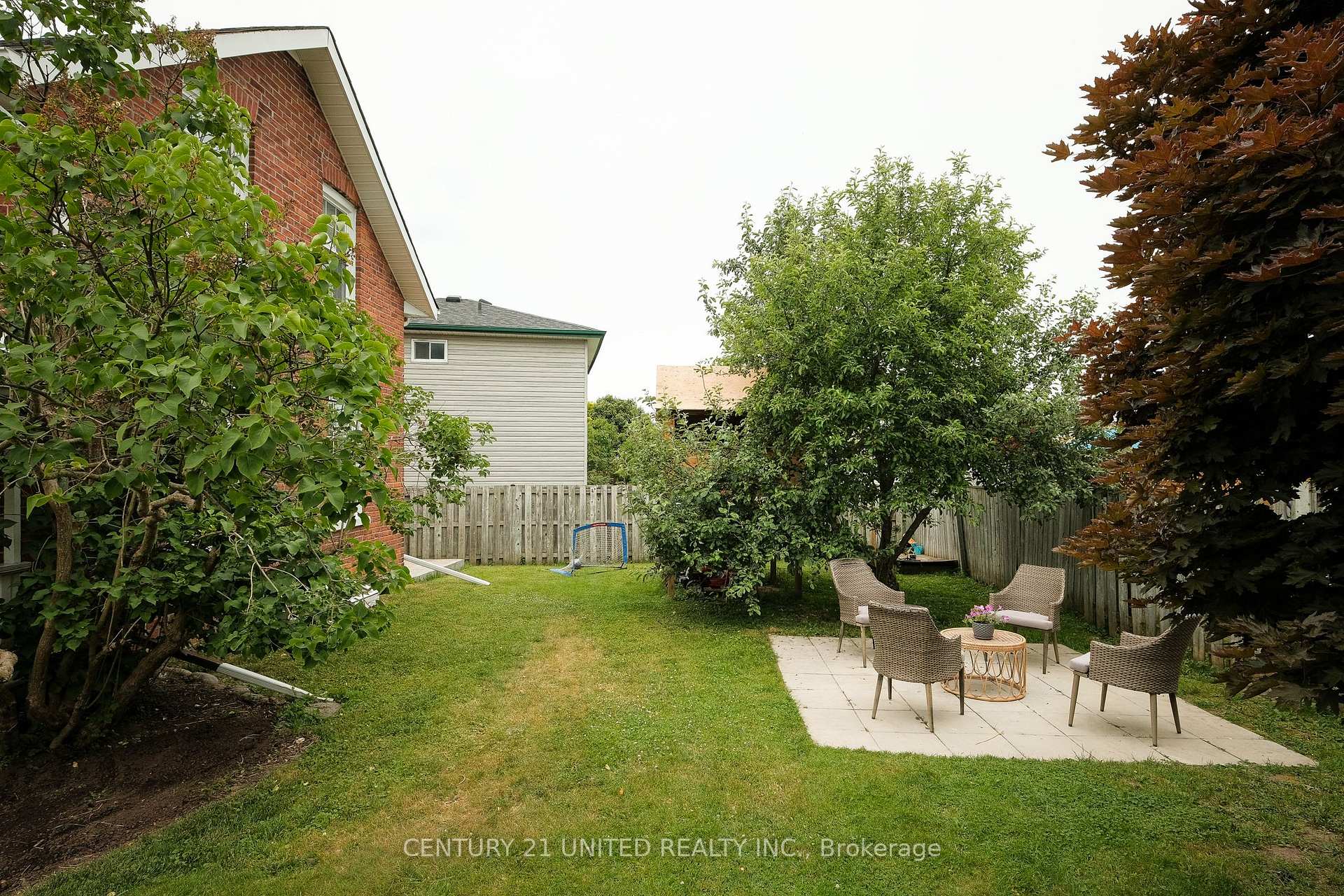 Photo 30 of 400 Crystal Drive, Peterborough, Ashburnham Ward 4 — HOMEH