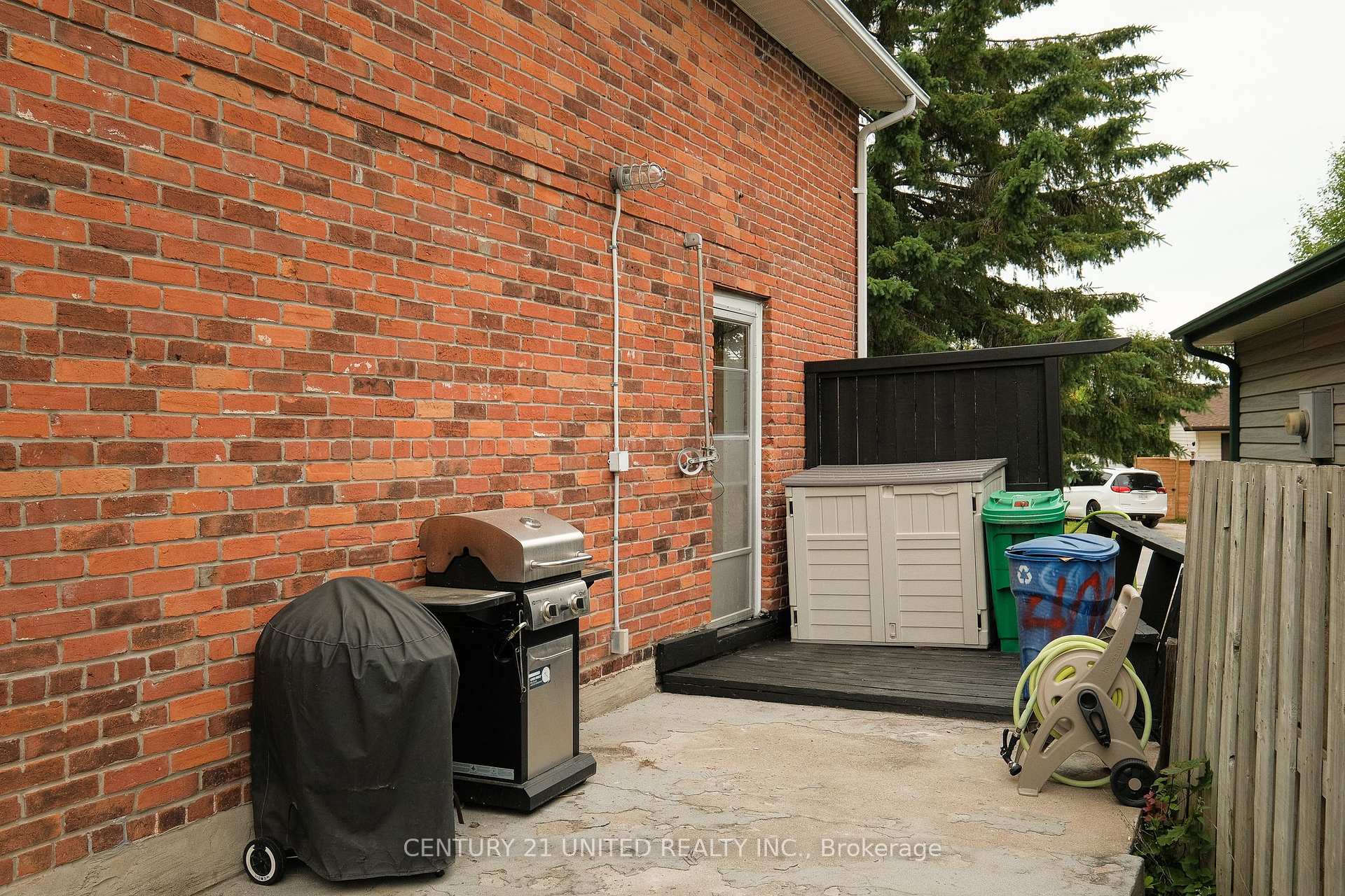 Photo 33 of 400 Crystal Drive, Peterborough, Ashburnham Ward 4 — HOMEH