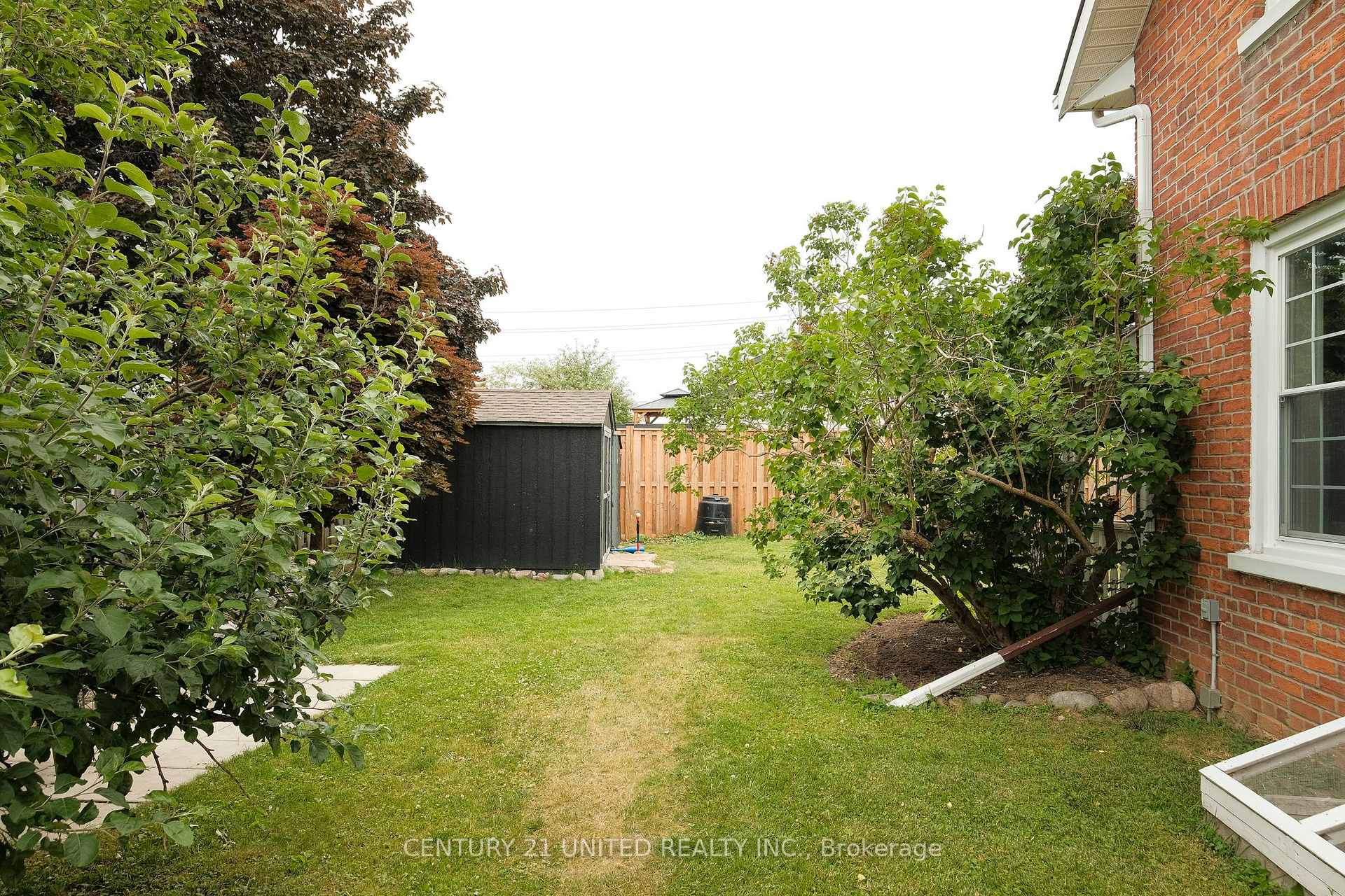 Photo 35 of 400 Crystal Drive, Peterborough, Ashburnham Ward 4 — HOMEH