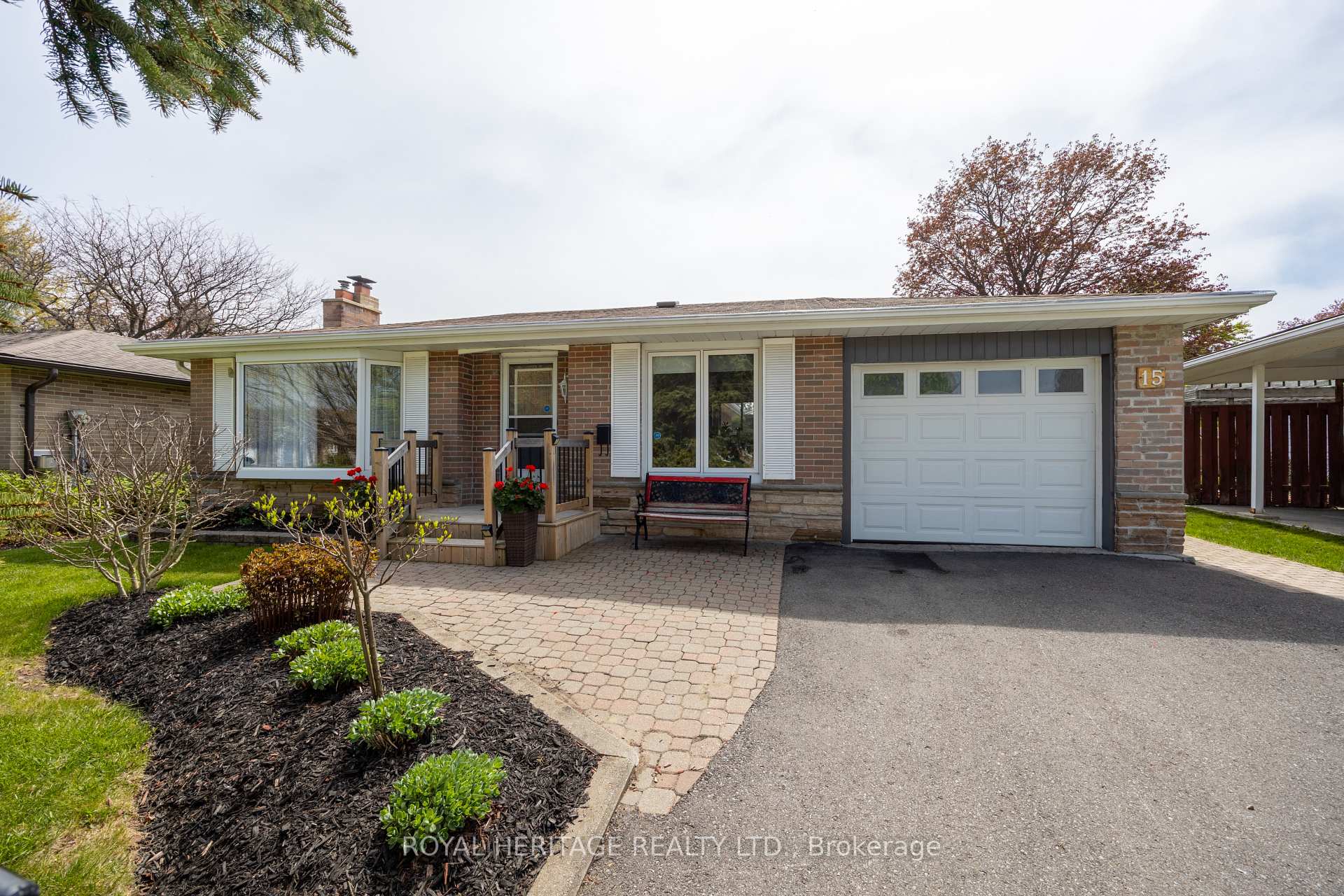 Photo 1 of 15 Lawrie Road, Ajax, South East — HOMEH