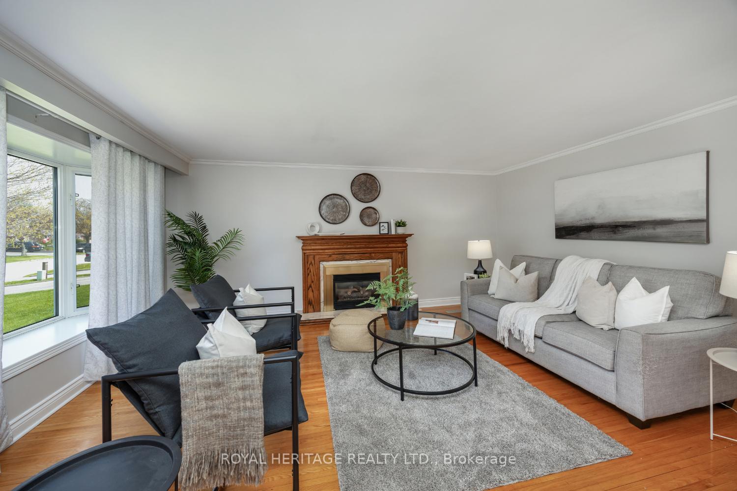 Photo 4 of 15 Lawrie Road, Ajax, South East — HOMEH