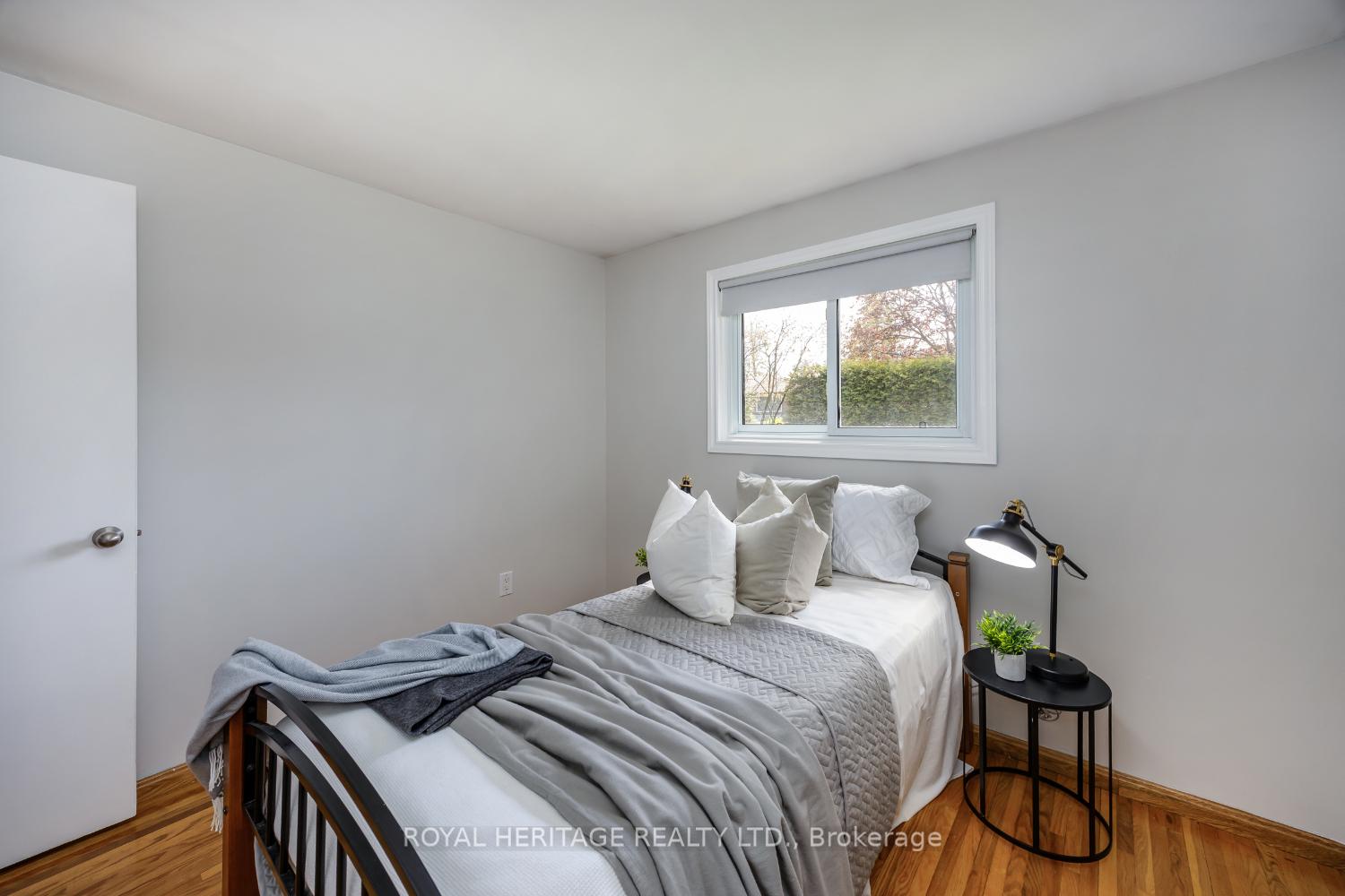 Photo 20 of 15 Lawrie Road, Ajax, South East — HOMEH