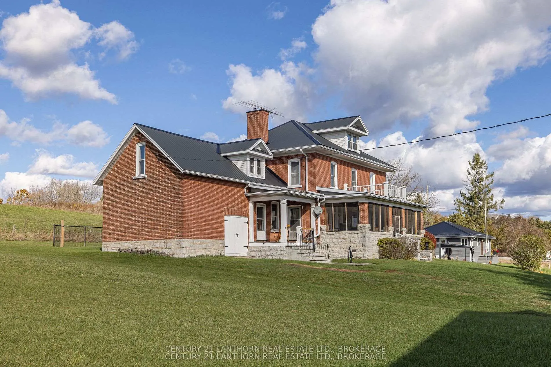 Photo 4 of 530 Main Street, Stone Mills — HOMEH