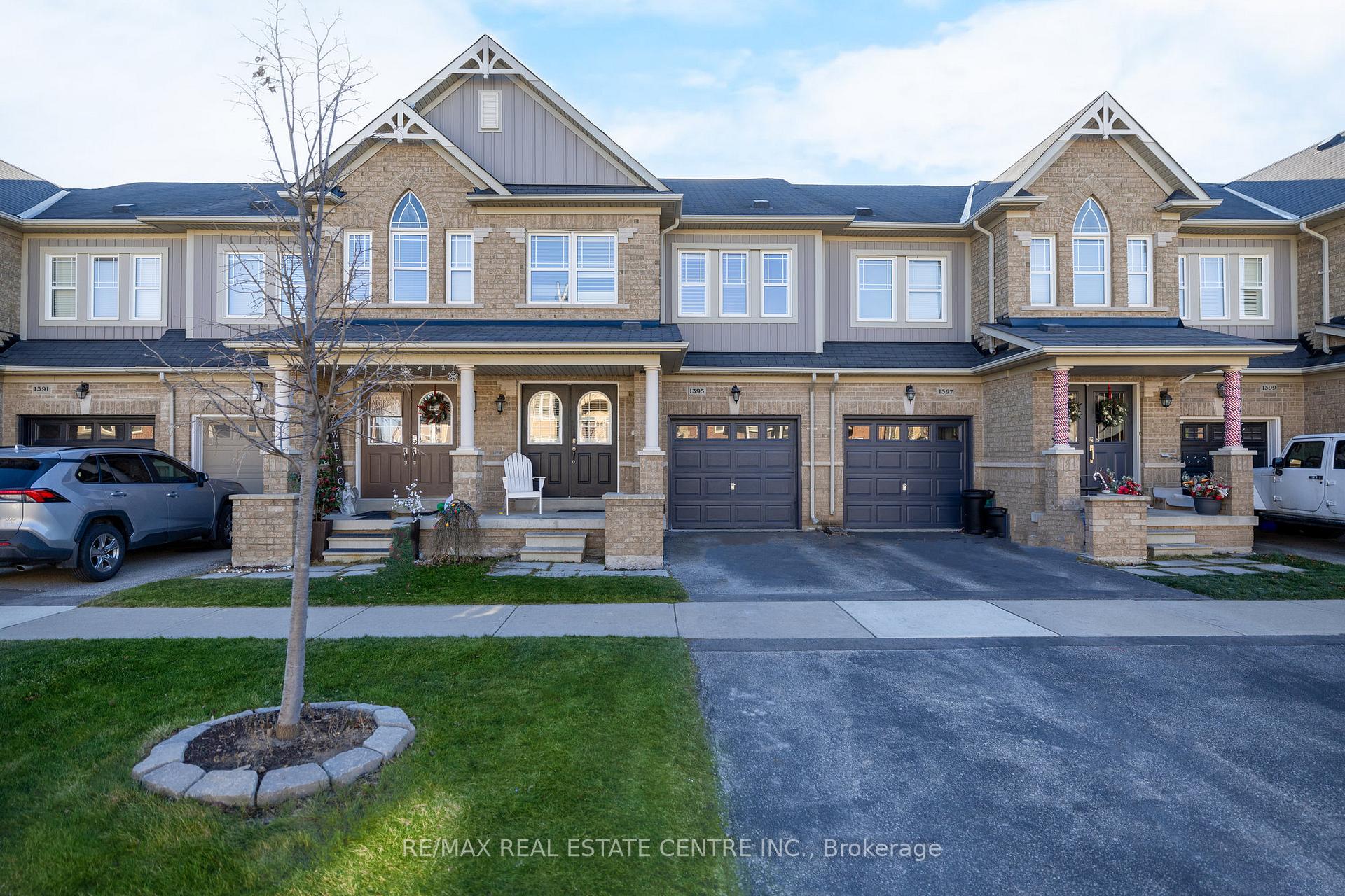 Front of 1395 Costigan Road