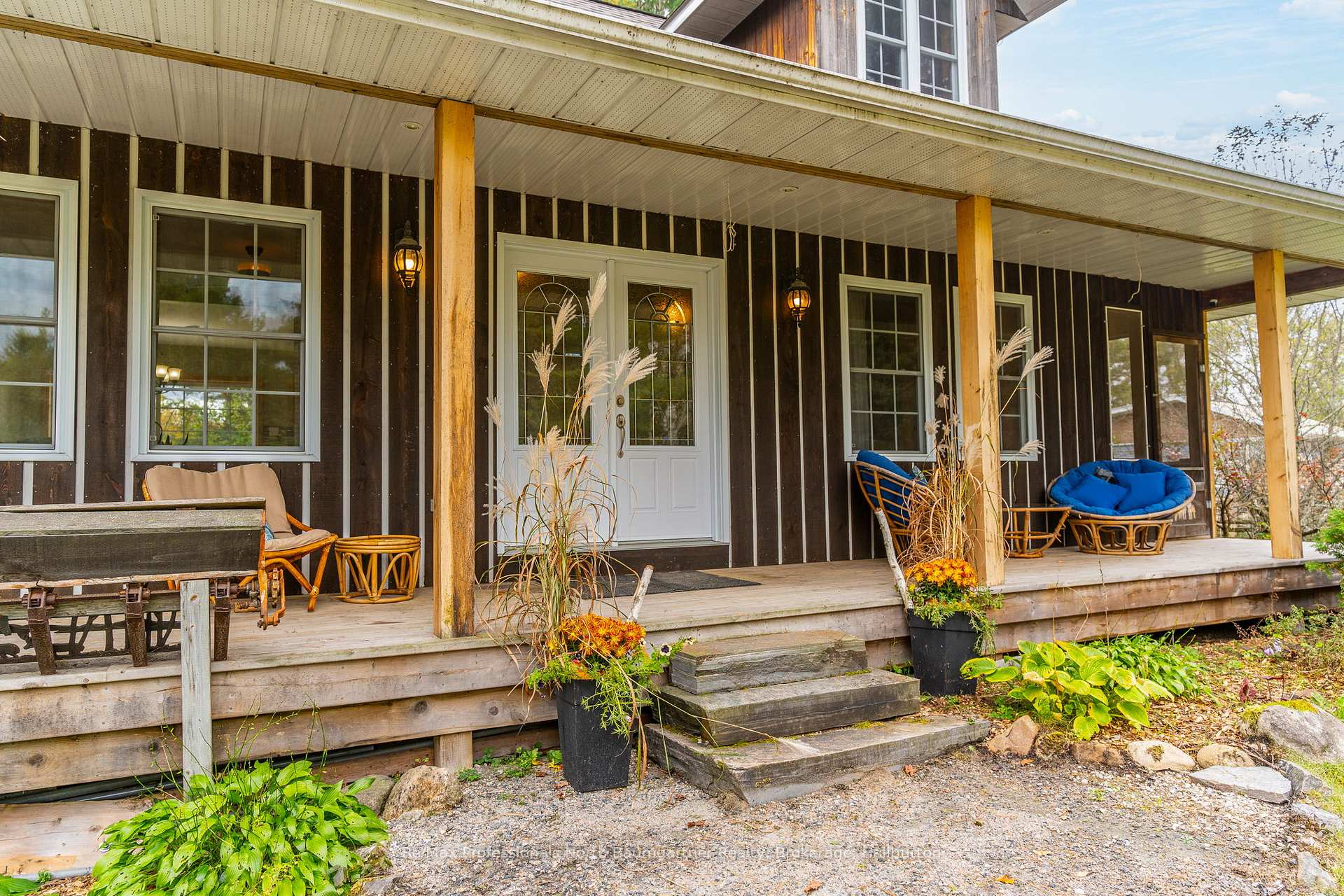 Photo 3 of 1008 Nor Vel Drive, Algonquin Highlands, Stanhope — HOMEH