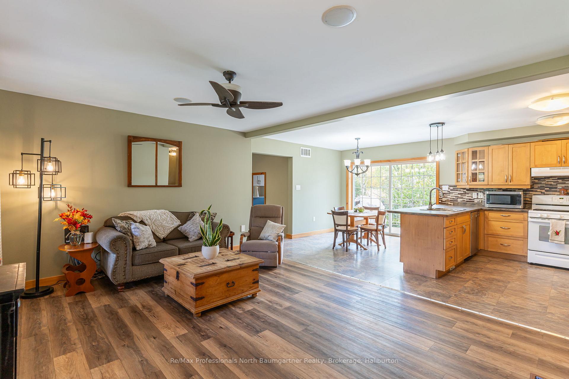 Photo 7 of 1008 Nor Vel Drive, Algonquin Highlands, Stanhope — HOMEH