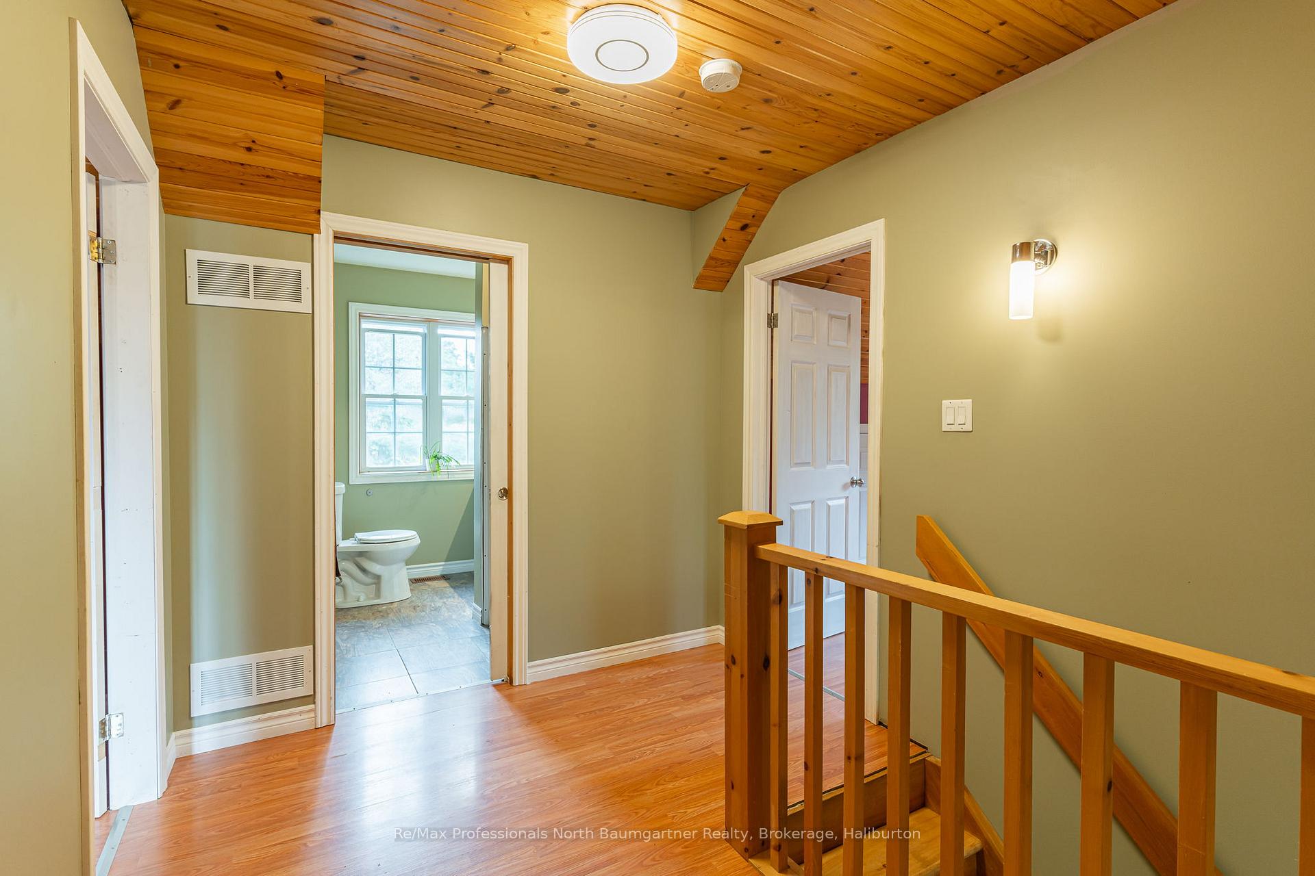 Photo 23 of 1008 Nor Vel Drive, Algonquin Highlands, Stanhope — HOMEH