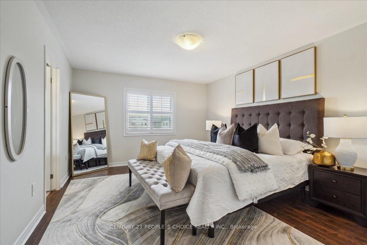 Photo 11 of 1190 Duignan Crescent, Milton, Ford — HOMEH
