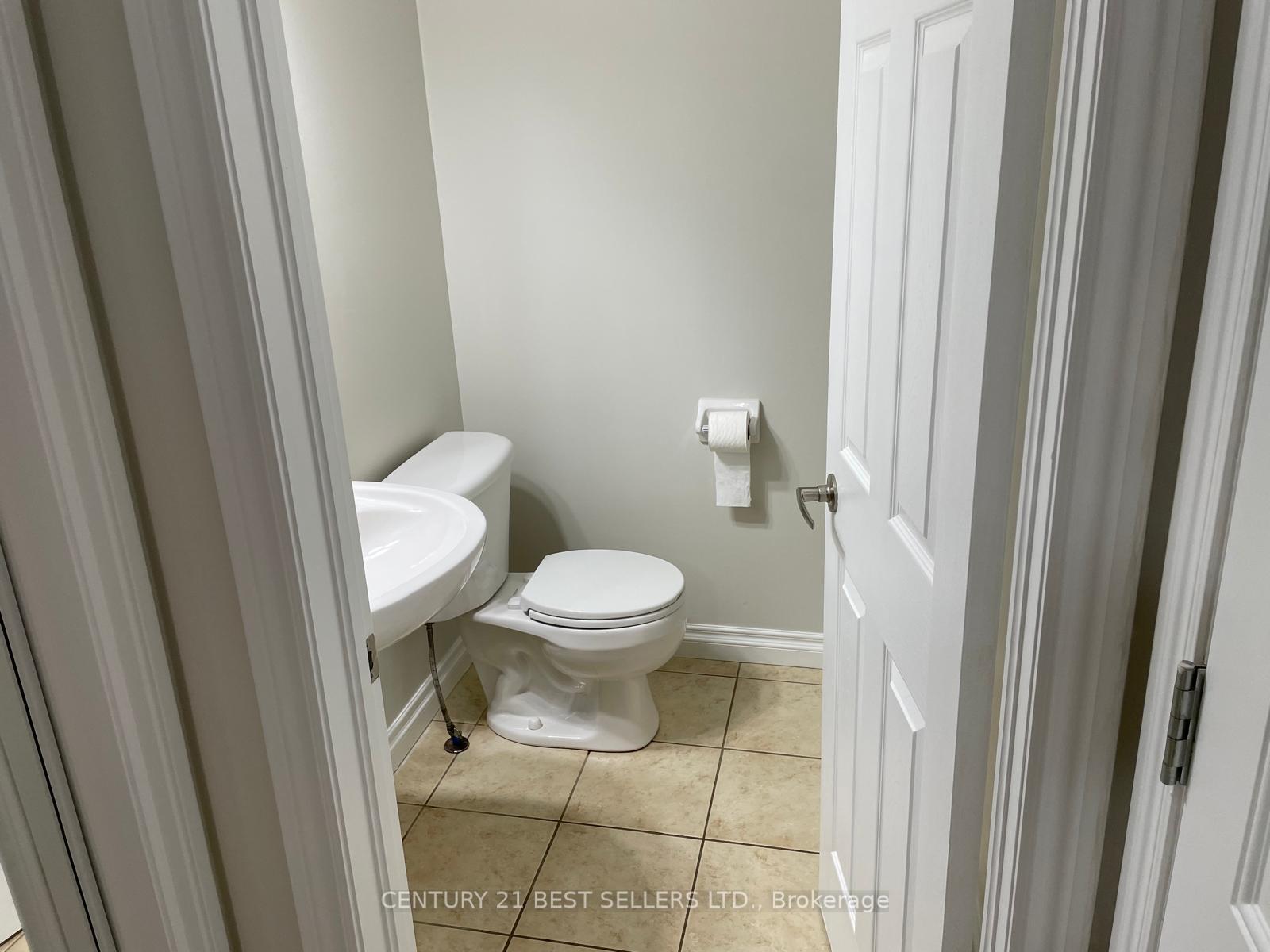 Photo 8 of 228 Mcdougall Crossing, Milton, Harrison — HOMEH