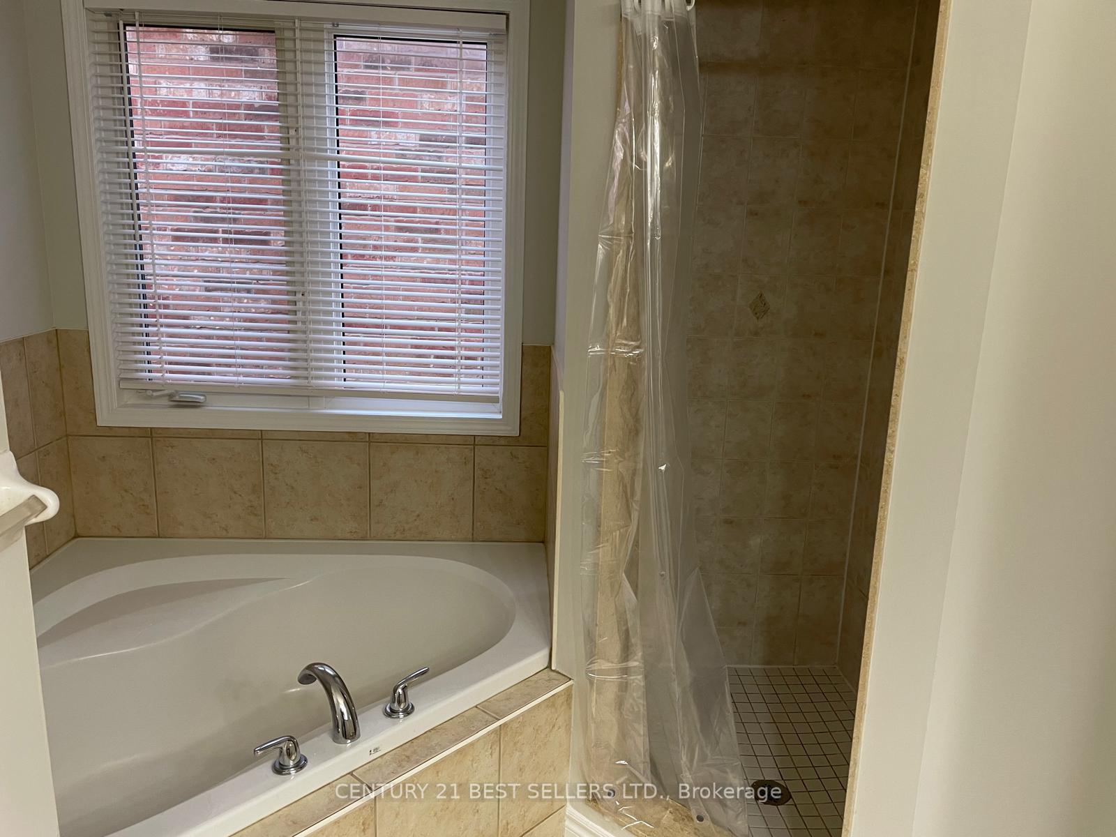 Photo 15 of 228 Mcdougall Crossing, Milton, Harrison — HOMEH