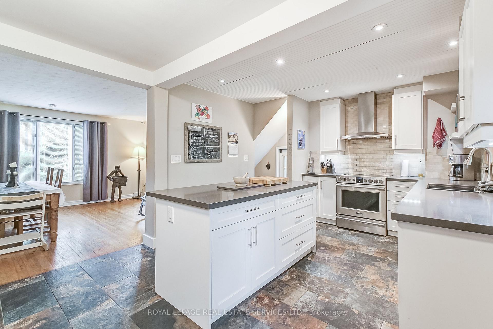 Photo 8 of 148 Heslop Road S, Milton, Old Milton — HOMEH