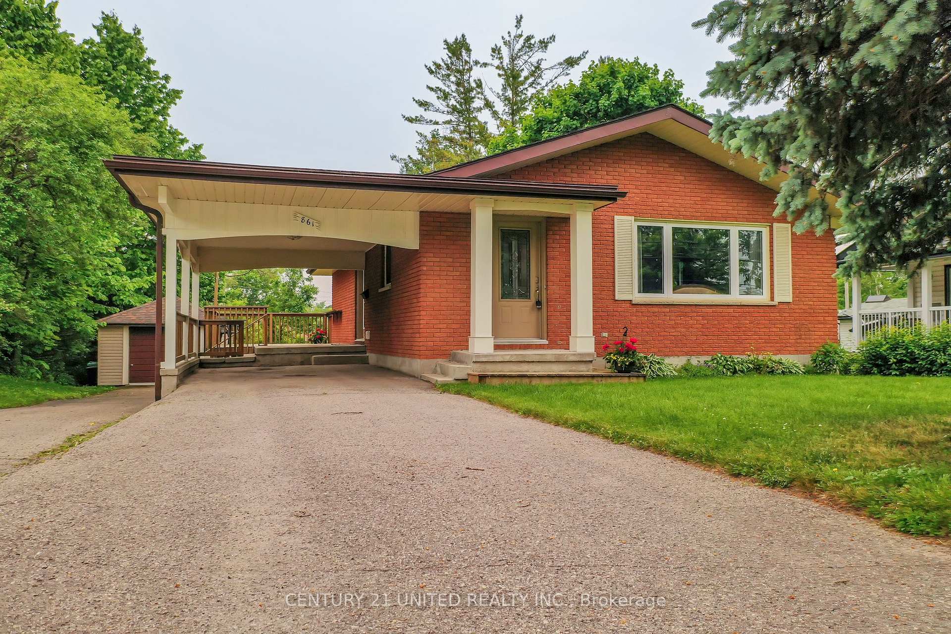 Photo 1 of 861 Hilliard Street, Peterborough, Northcrest Ward 5 — HOMEH