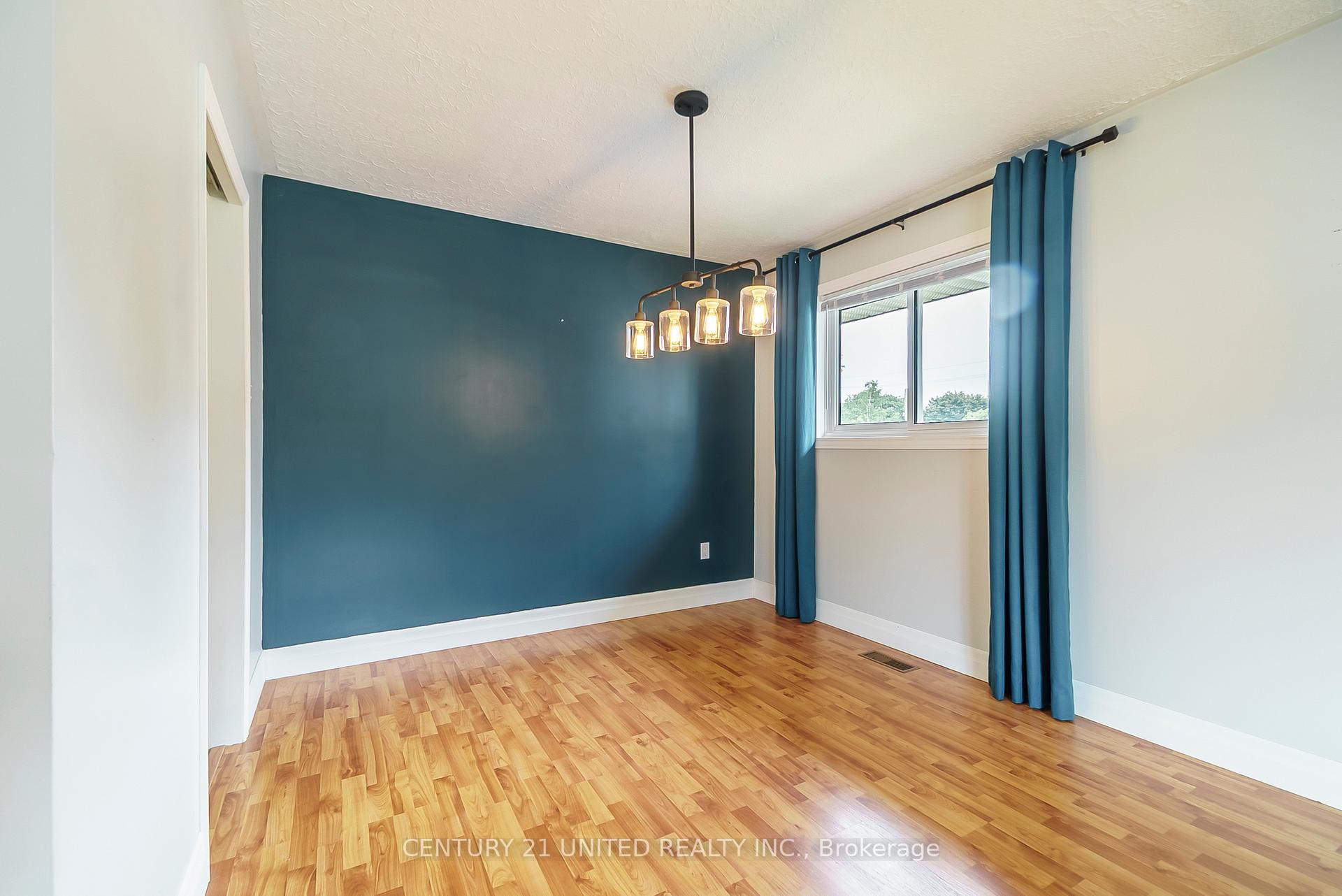 Photo 10 of 861 Hilliard Street, Peterborough, Northcrest Ward 5 — HOMEH