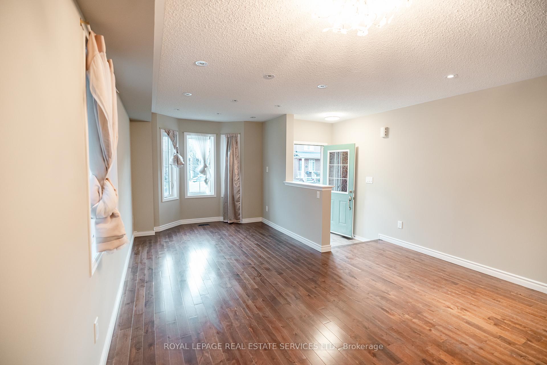 Photo 6 of 533 Nairn Circle, Milton, Scott — HOMEH