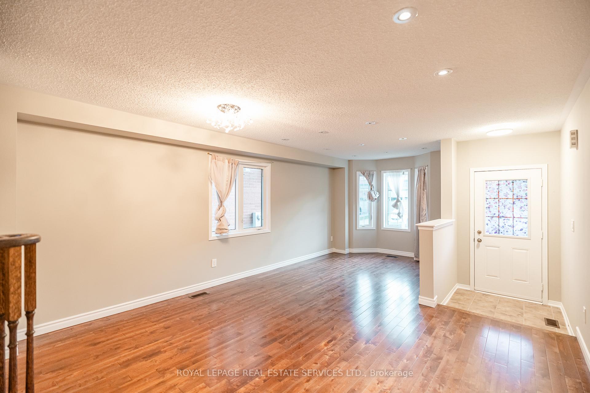 Photo 7 of 533 Nairn Circle, Milton, Scott — HOMEH