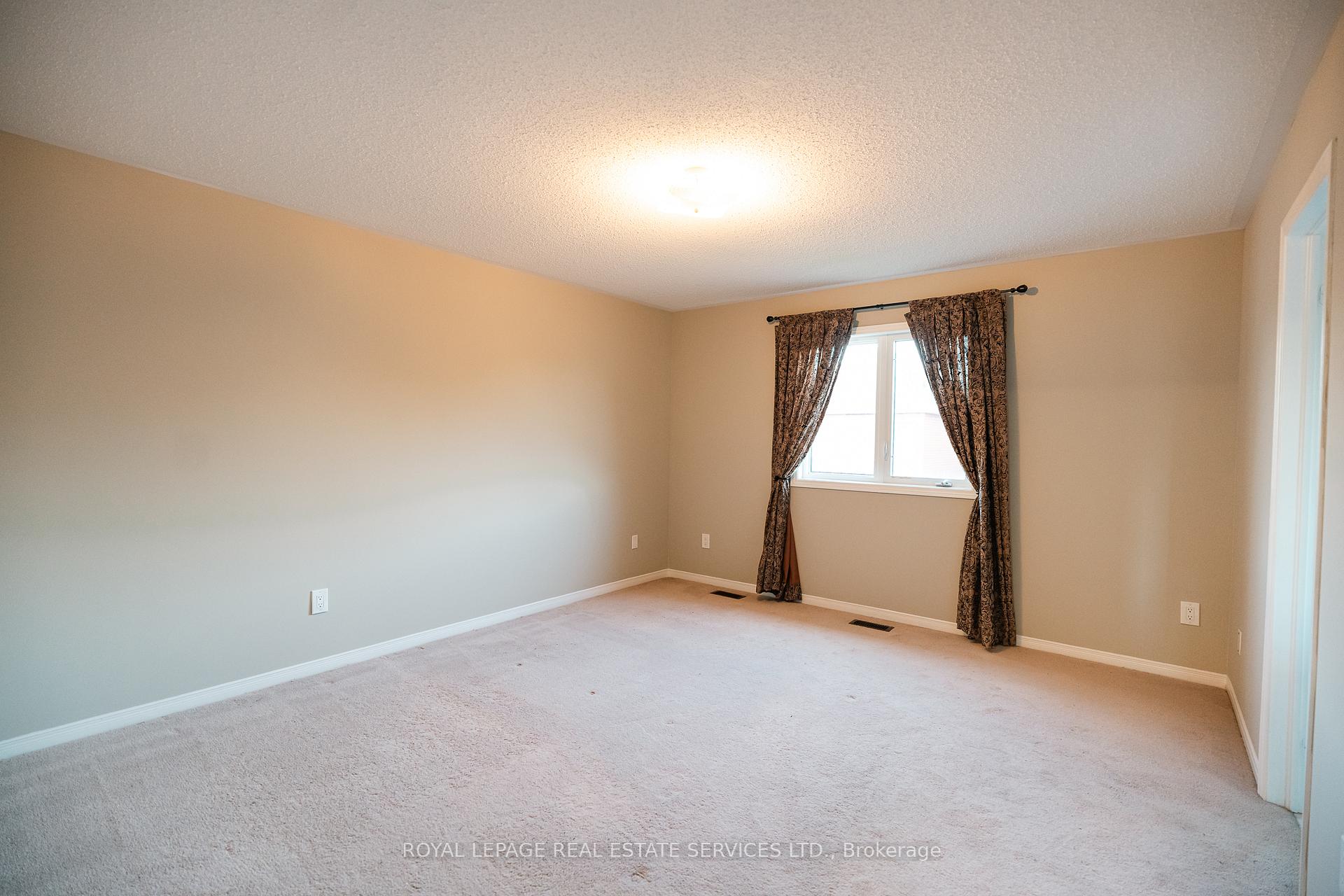 Photo 16 of 533 Nairn Circle, Milton, Scott — HOMEH