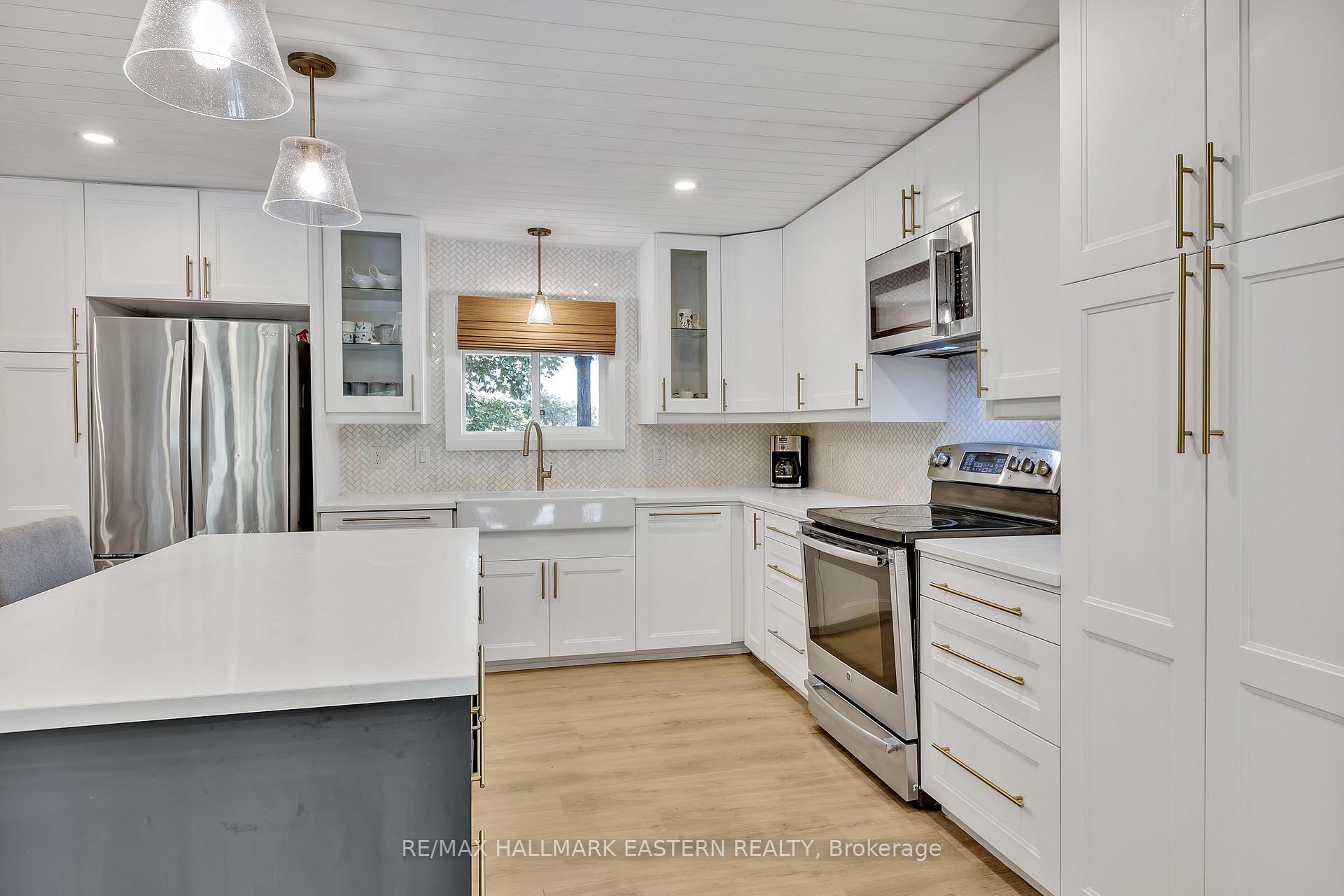 Photo 12 of 1318 Cedargrove Drive, Peterborough, Monaghan Ward 2 — HOMEH