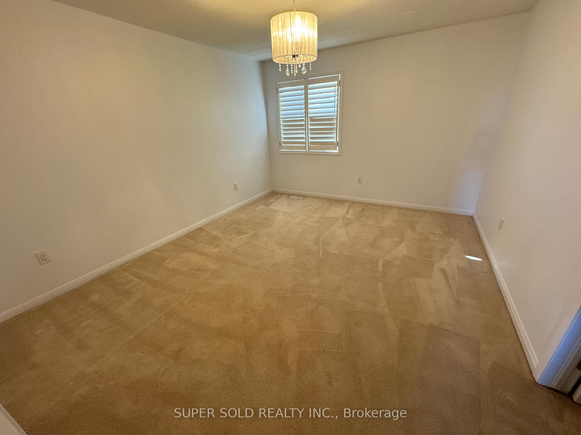 Photo 11 of Unit Main2nd, 1027 Syndenham Lane, Milton, Willmott — HOMEH