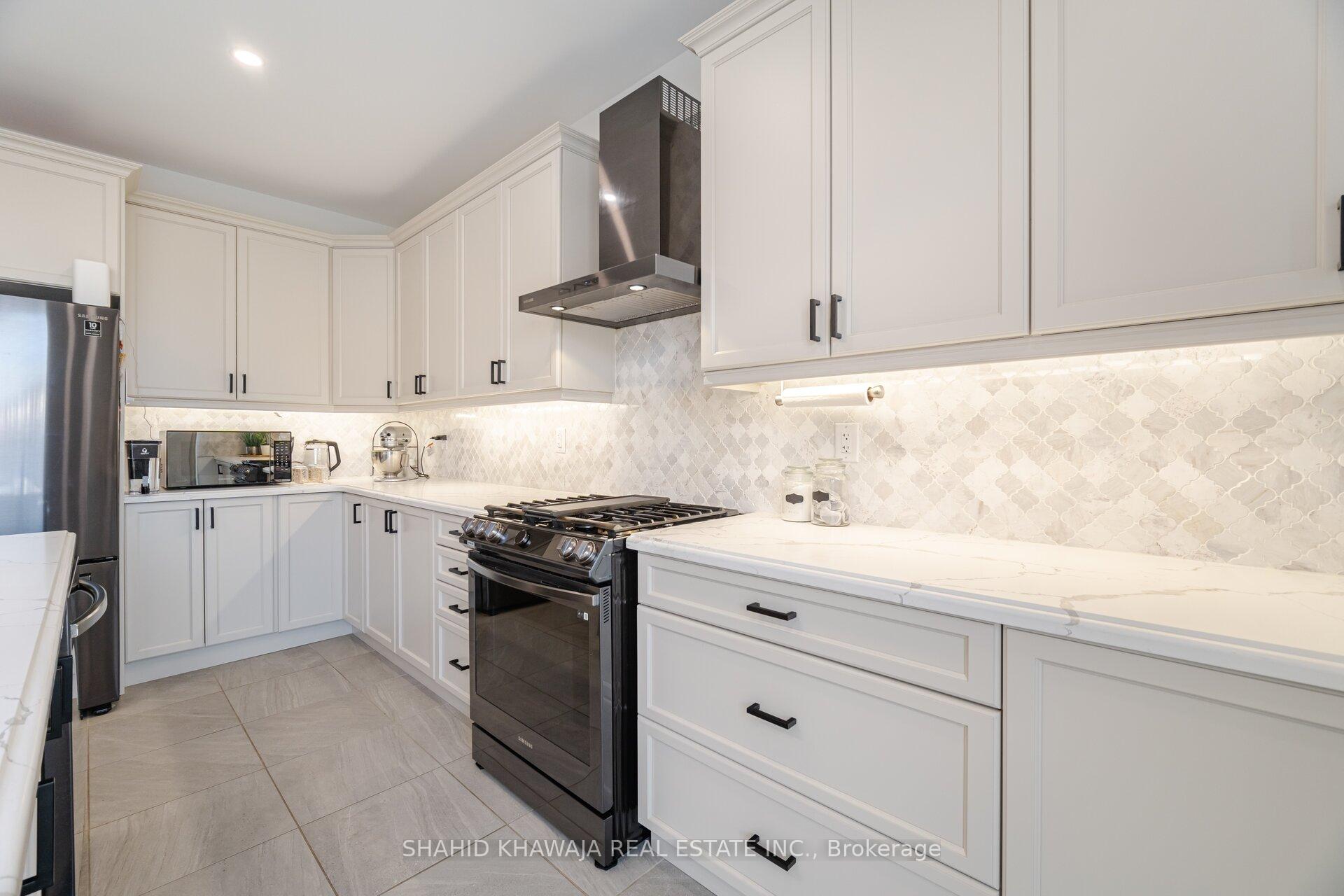 Photo 13 of 1215 Elderberry Crescent, Milton, Cobban — HOMEH