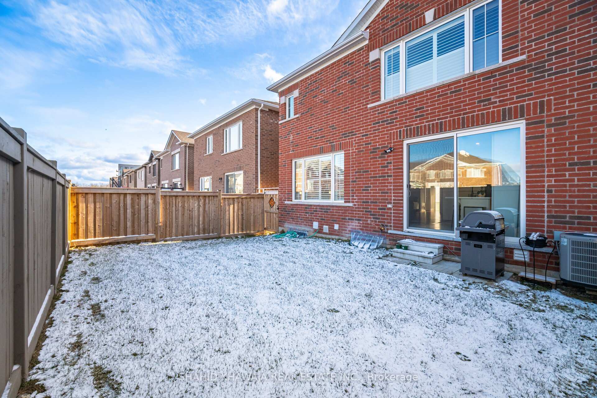 Photo 40 of 1215 Elderberry Crescent, Milton, Cobban — HOMEH