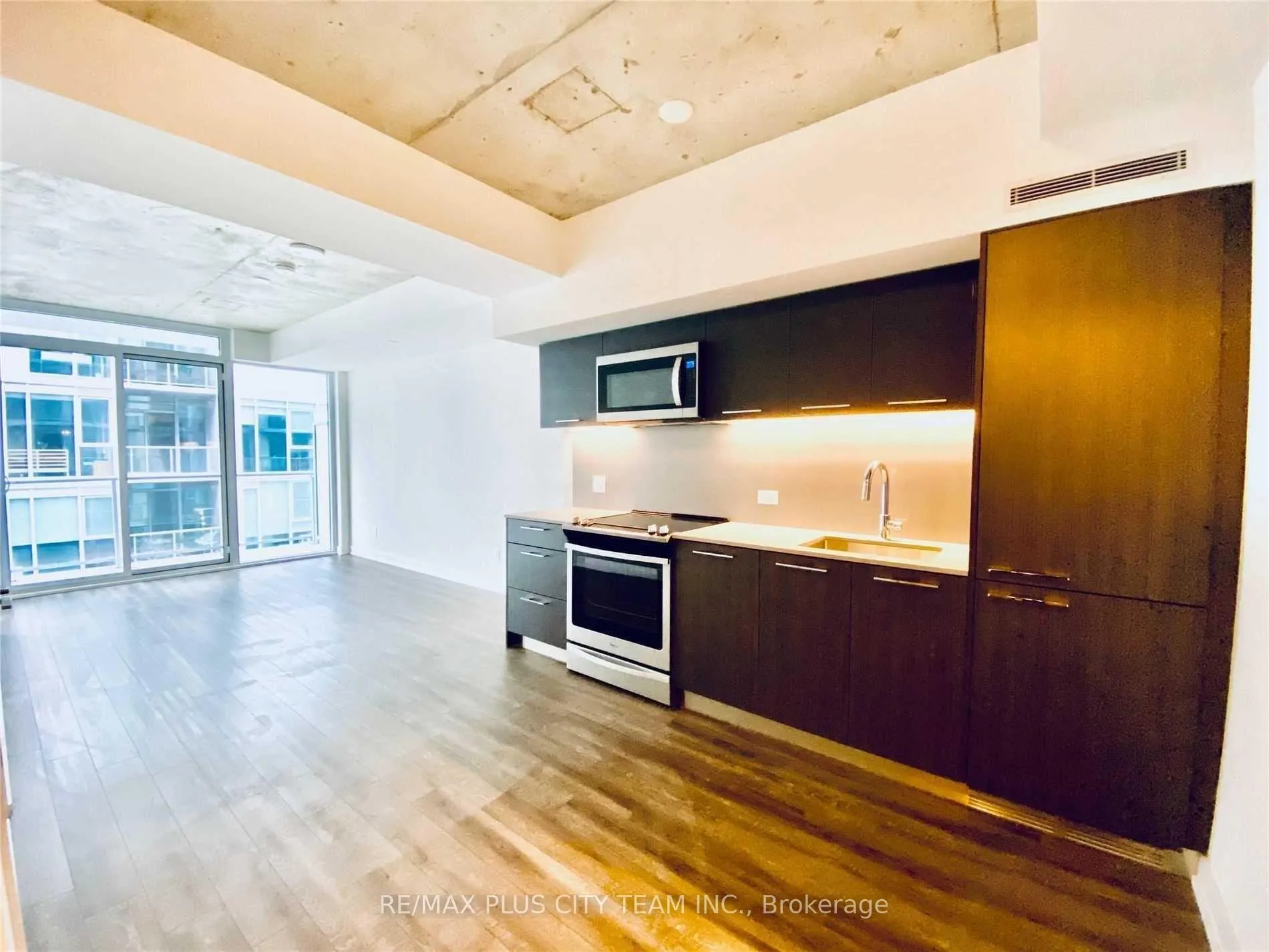 Photo 2 of Unit 1006, 30 Baseball Place, Toronto, South Riverdale — HOMEH