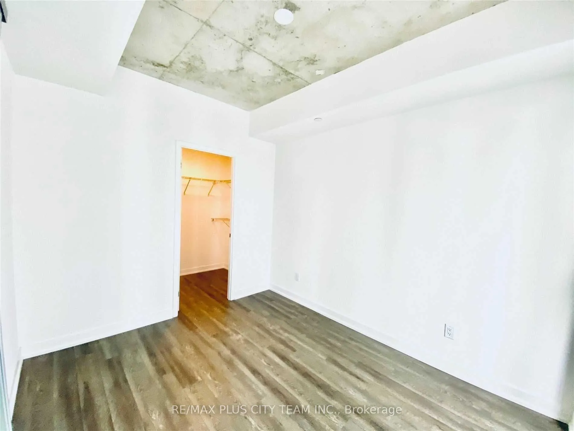 Photo 7 of Unit 1006, 30 Baseball Place, Toronto, South Riverdale — HOMEH