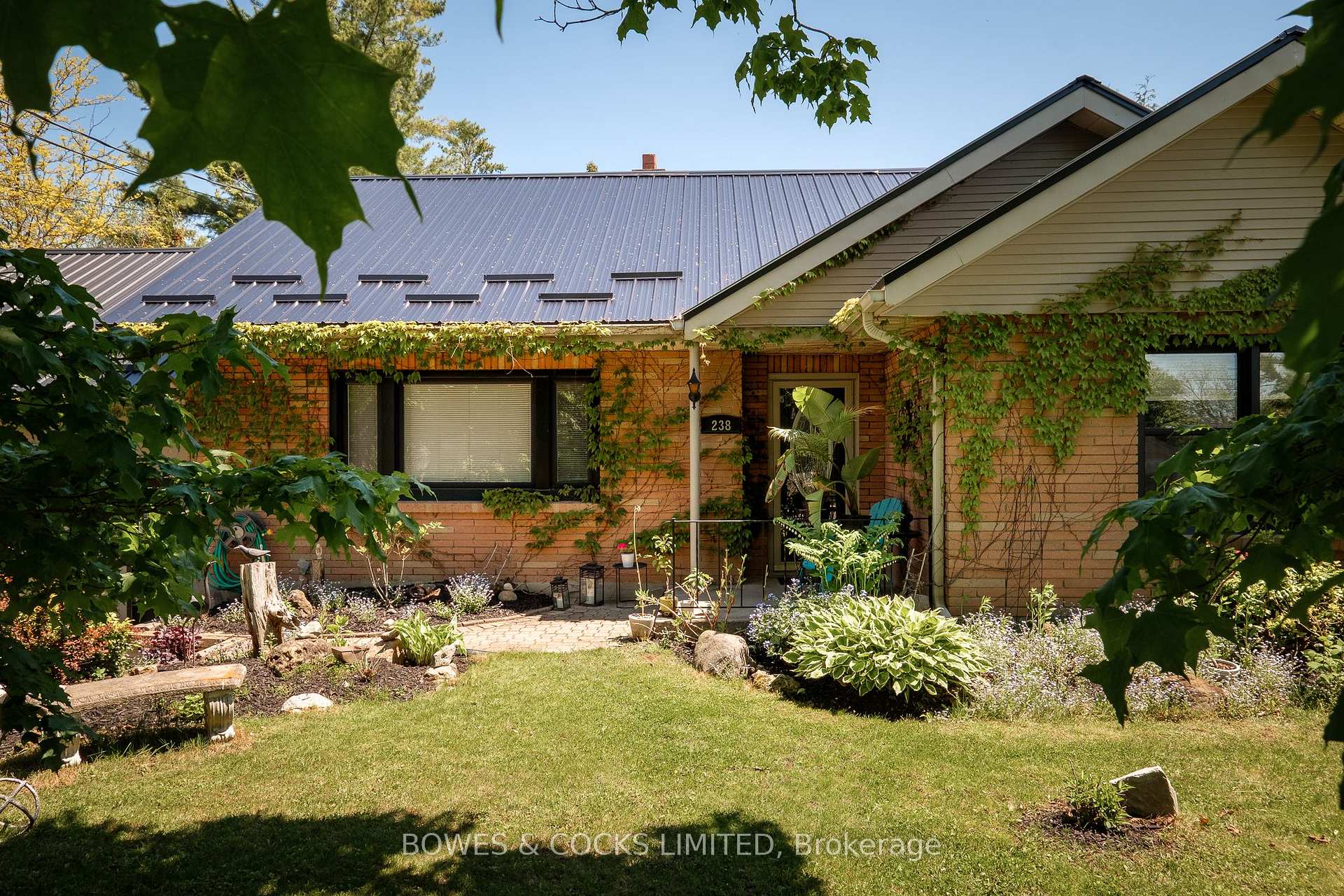 Photo 3 of 238 Rogers Street, Peterborough, Ashburnham Ward 4 — HOMEH