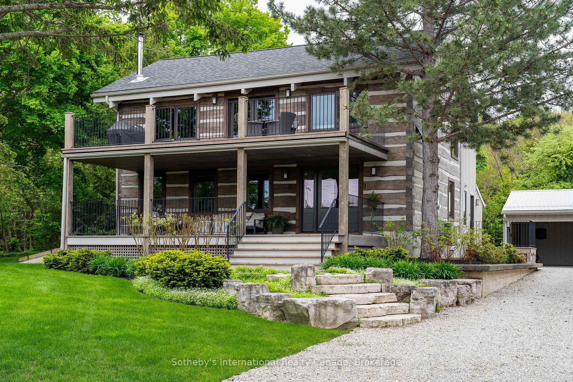 Photo 3 of 116 Lakeshore Road E, Blue Mountains — HOMEH