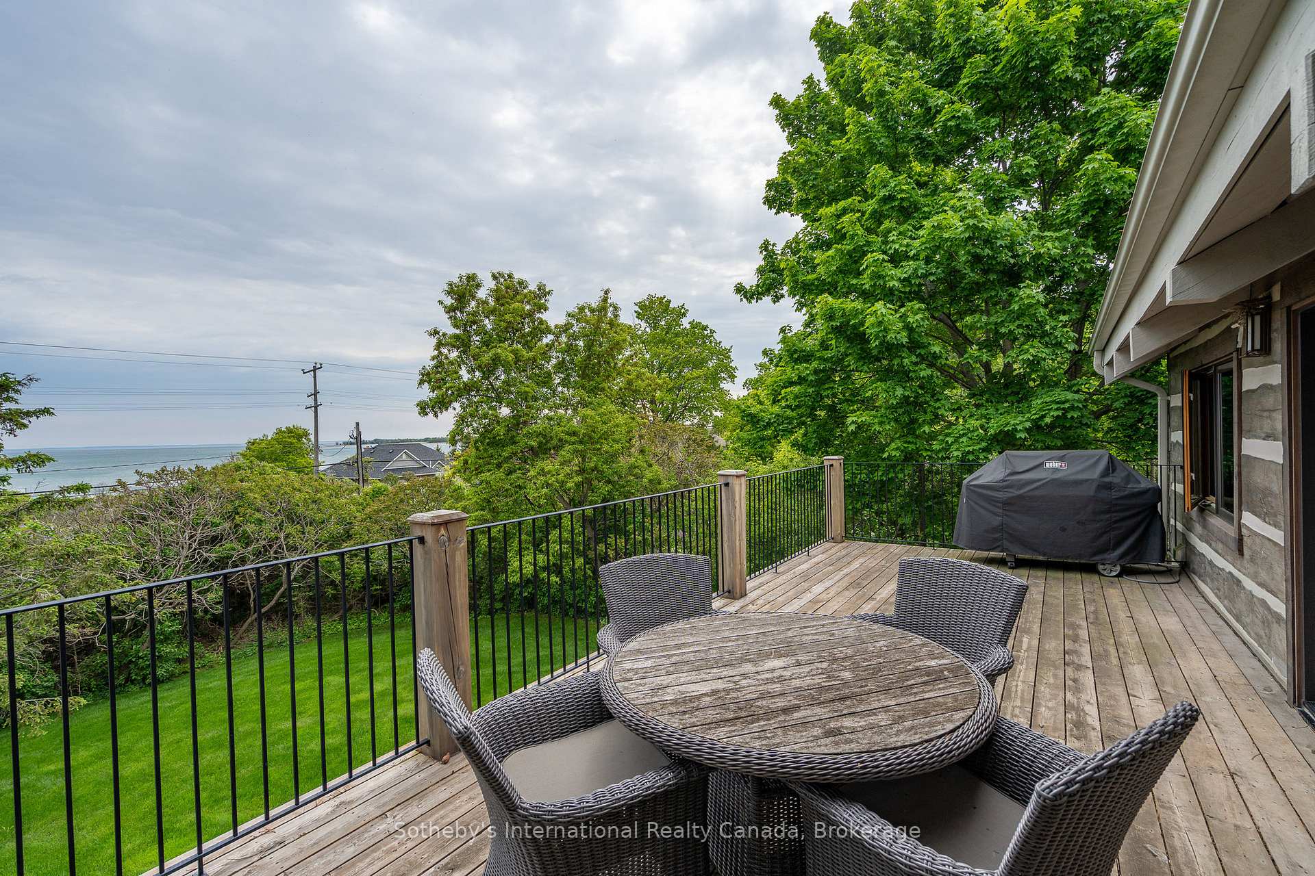 Photo 14 of 116 Lakeshore Road E, Blue Mountains — HOMEH