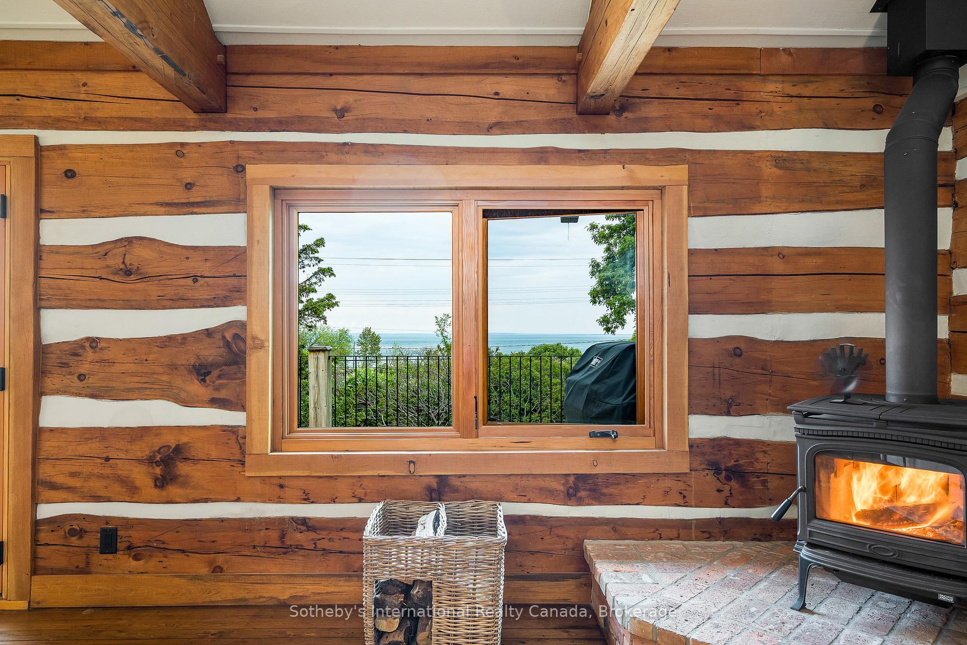 Photo 21 of 116 Lakeshore Road E, Blue Mountains — HOMEH