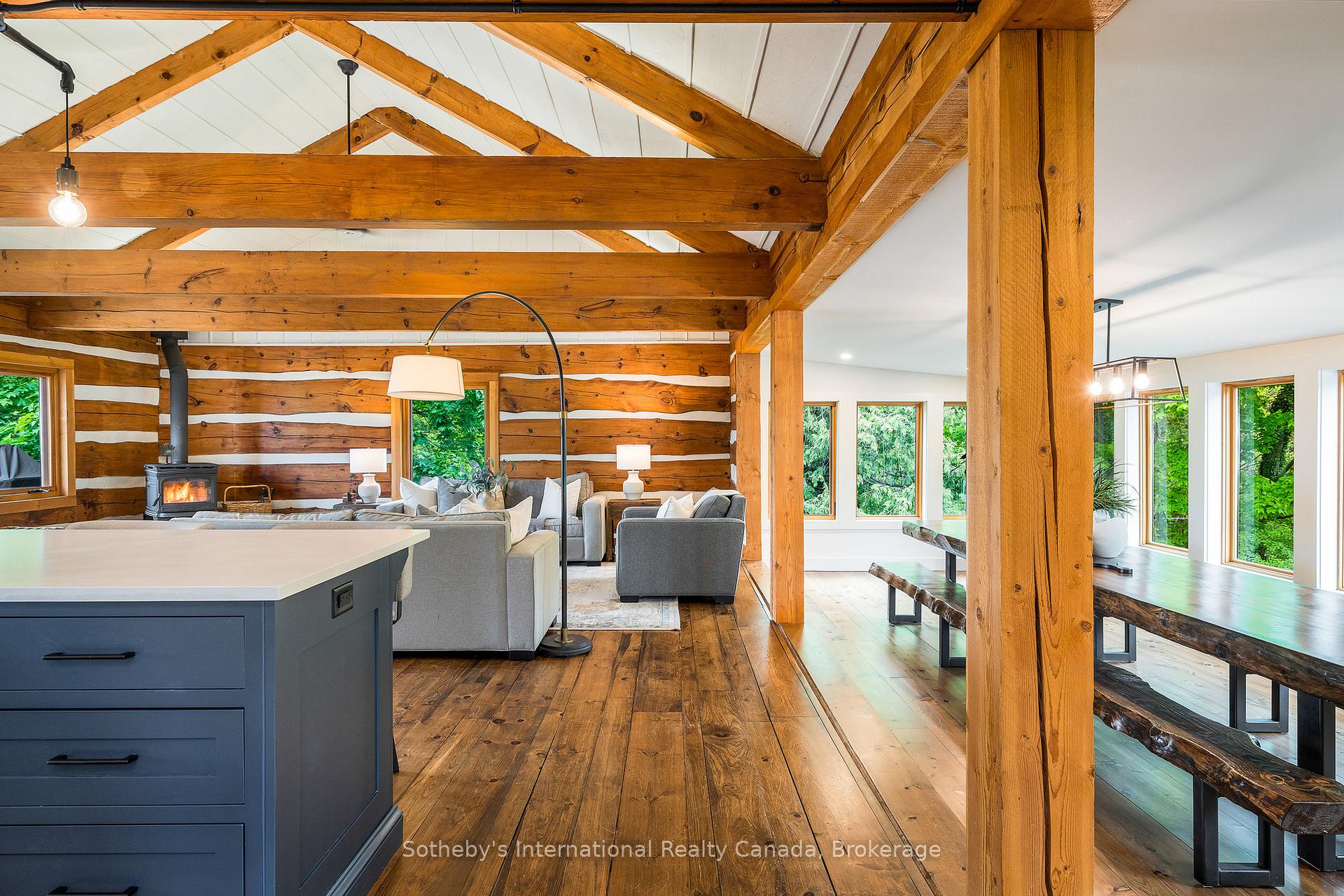 Photo 24 of 116 Lakeshore Road E, Blue Mountains — HOMEH