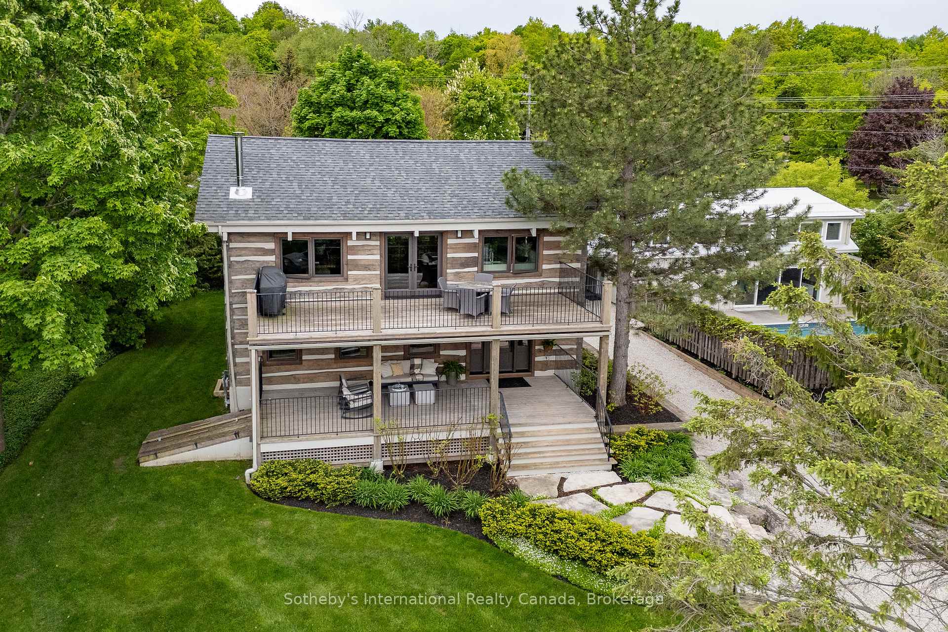 Photo 49 of 116 Lakeshore Road E, Blue Mountains — HOMEH