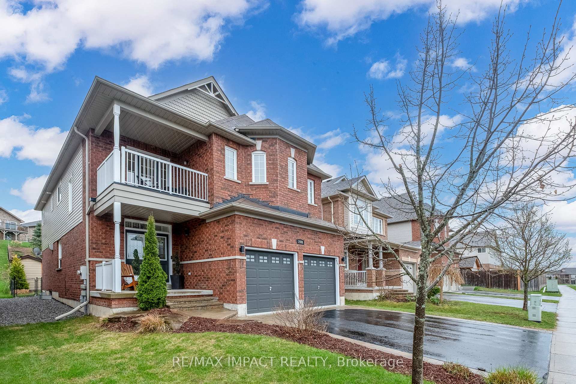 Photo 3 of 2486 Cunningham Boulevard, Peterborough, Ashburnham Ward 4 — HOMEH