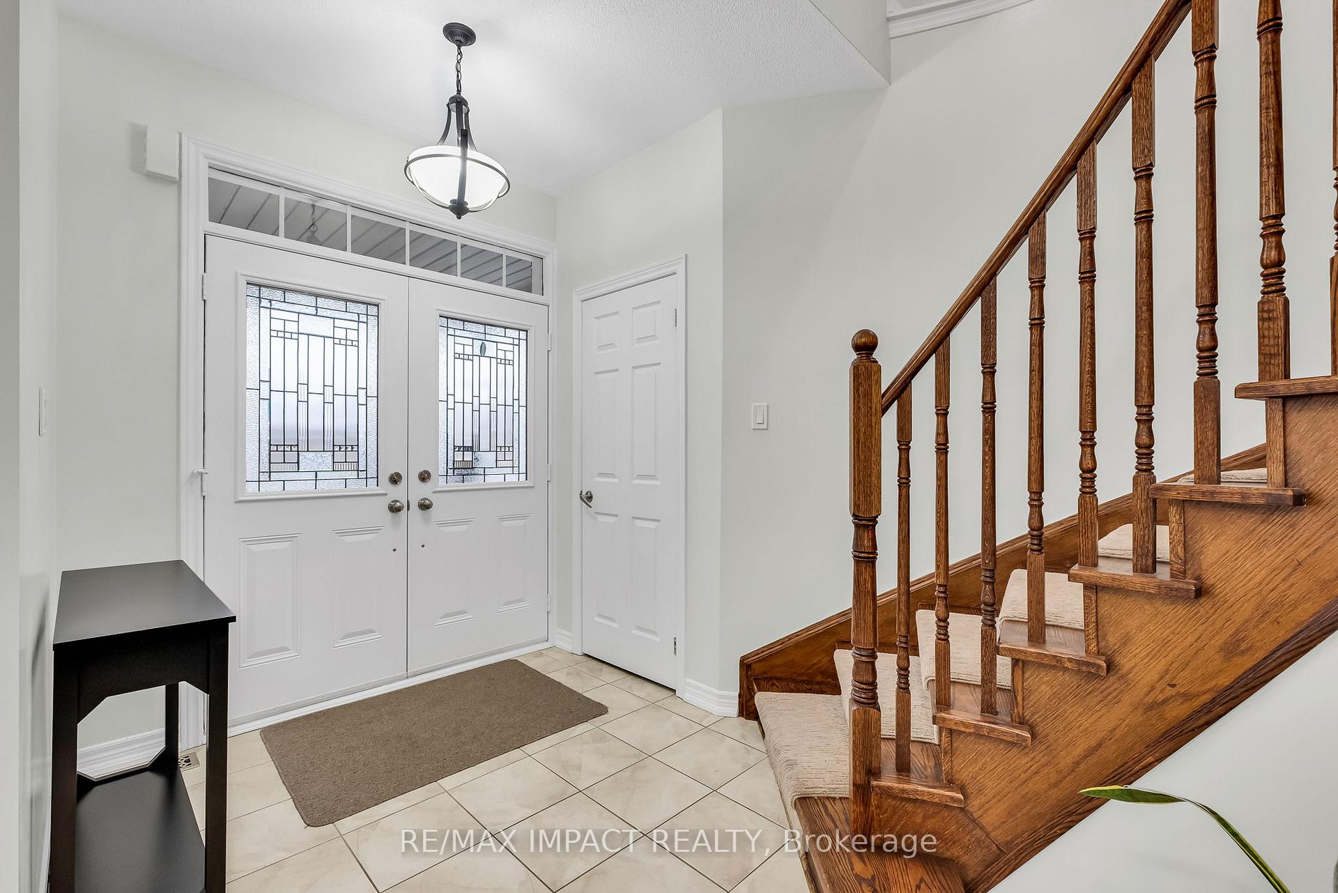 Photo 5 of 2486 Cunningham Boulevard, Peterborough, Ashburnham Ward 4 — HOMEH