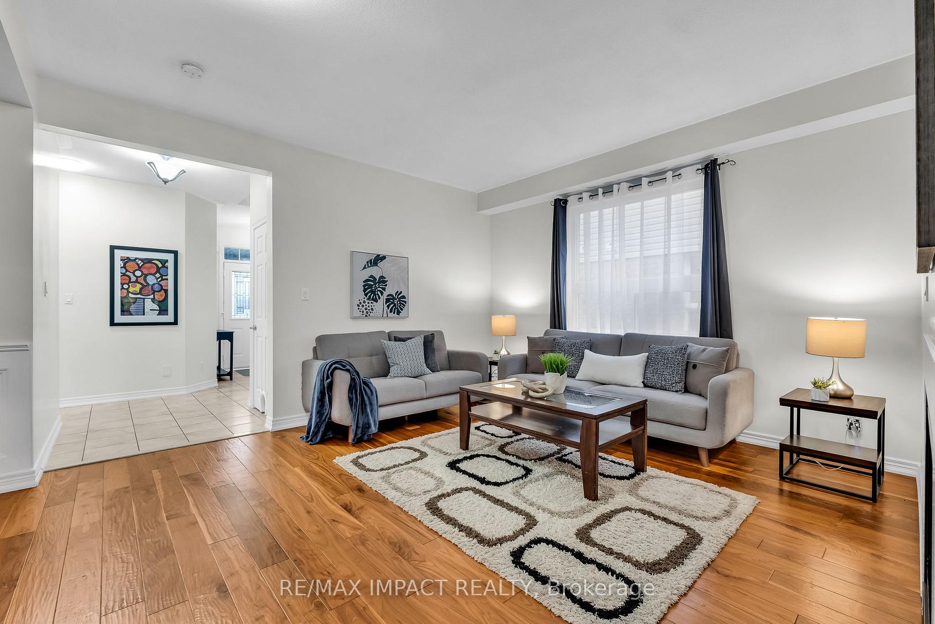 Photo 8 of 2486 Cunningham Boulevard, Peterborough, Ashburnham Ward 4 — HOMEH