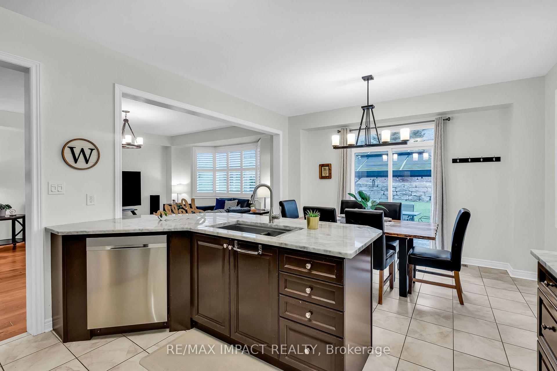 Photo 14 of 2486 Cunningham Boulevard, Peterborough, Ashburnham Ward 4 — HOMEH