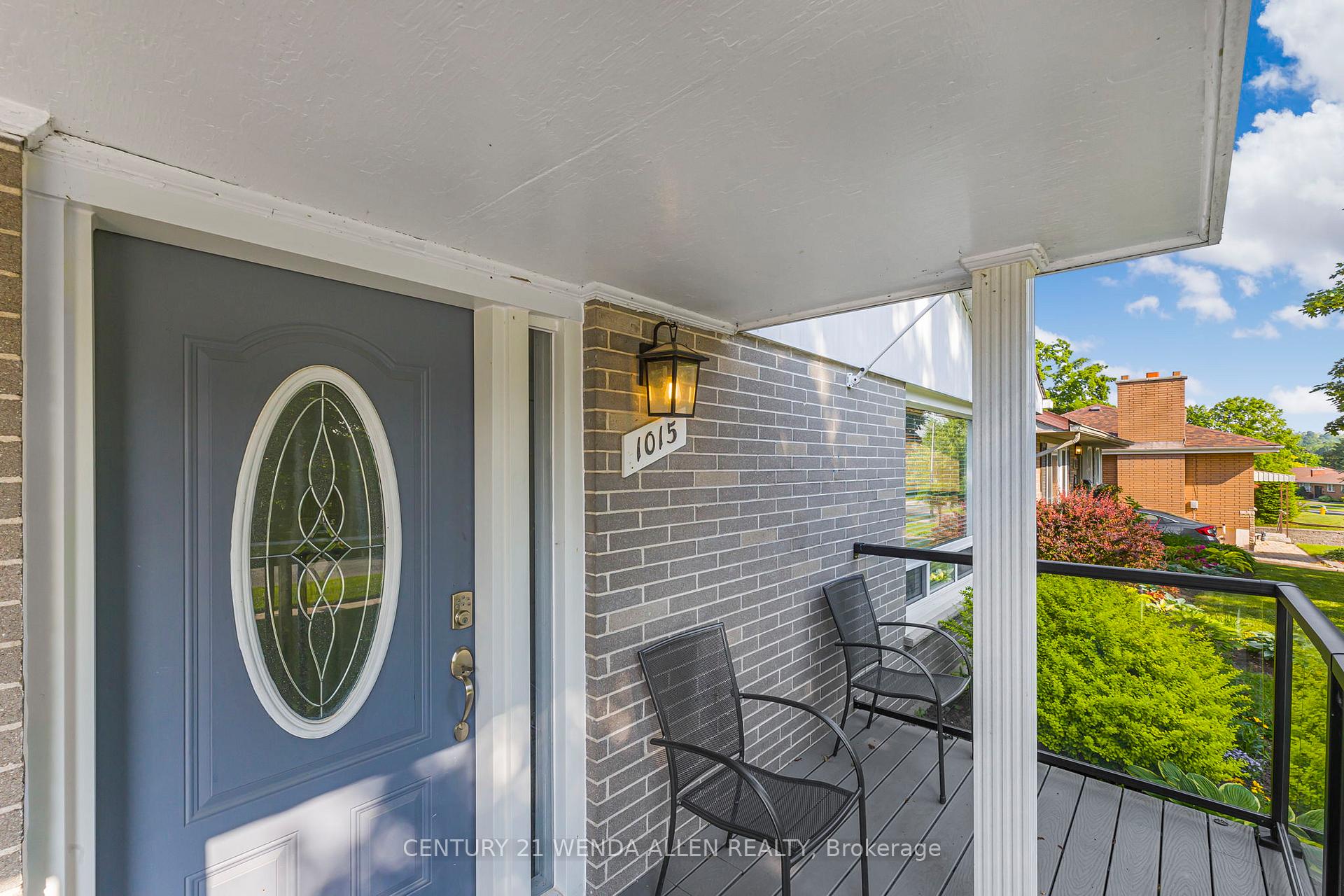 Photo 2 of 1015 Oriole Drive, Peterborough, Northcrest Ward 5 — HOMEH