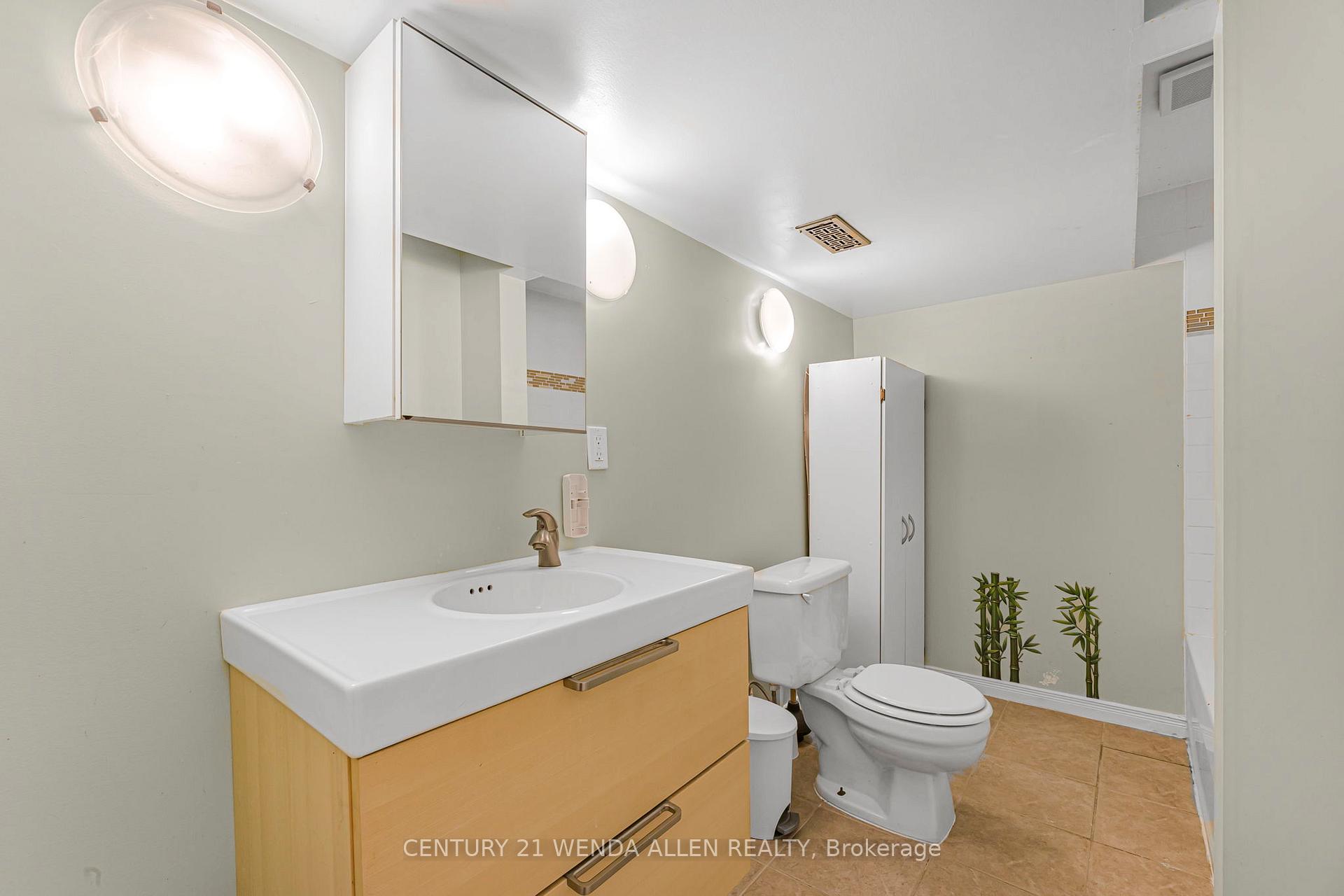Photo 23 of 1015 Oriole Drive, Peterborough, Northcrest Ward 5 — HOMEH