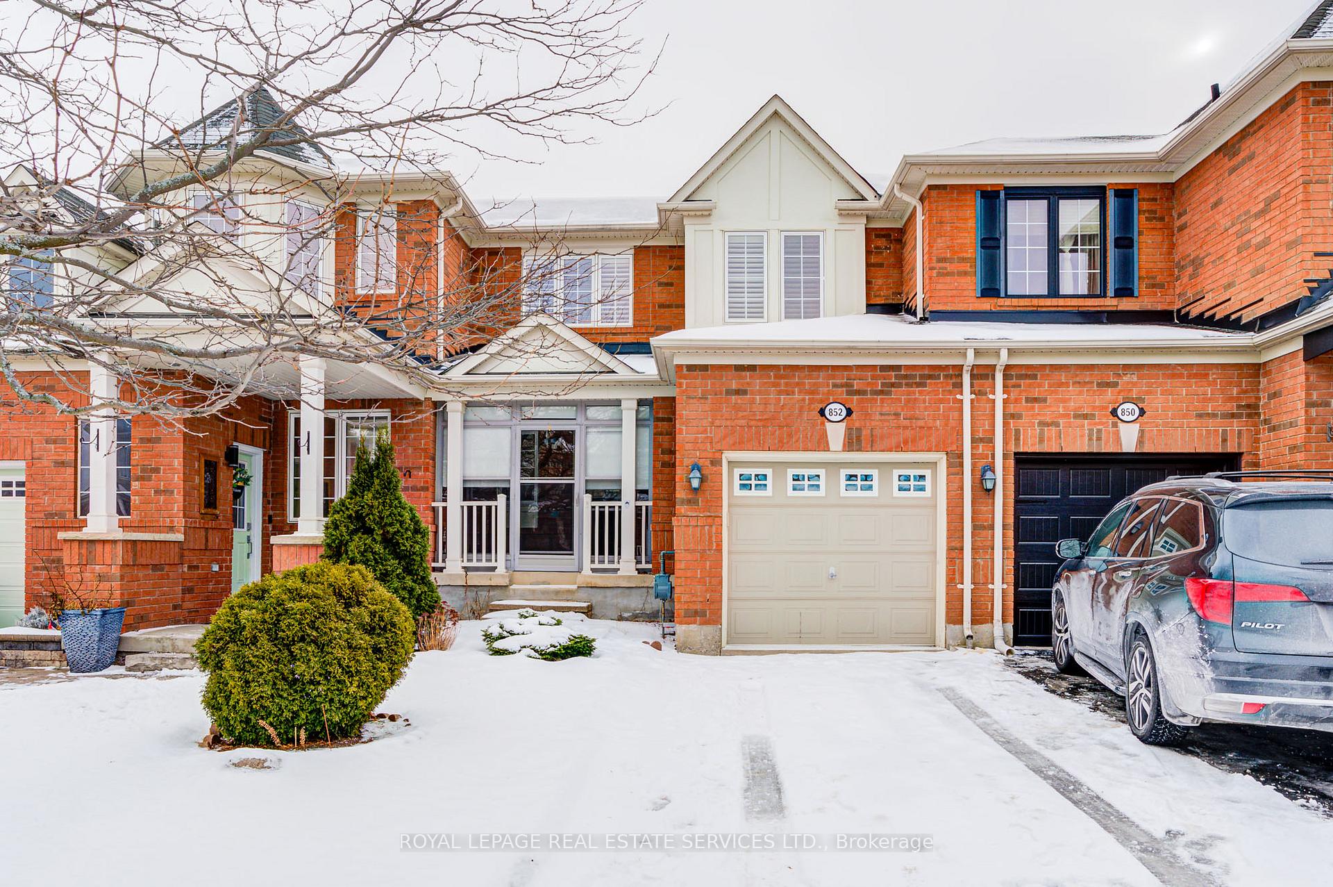 Photo 1 of 852 Gifford Crescent, Milton, Coates — HOMEH