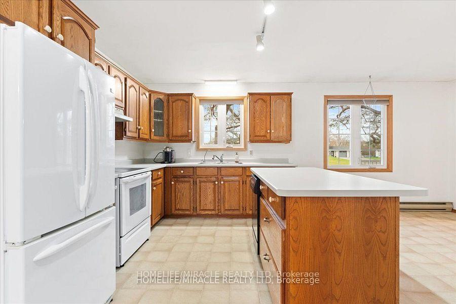 Photo 8 of 64 morgan Road, Belleville, Thurlow Ward — HOMEH