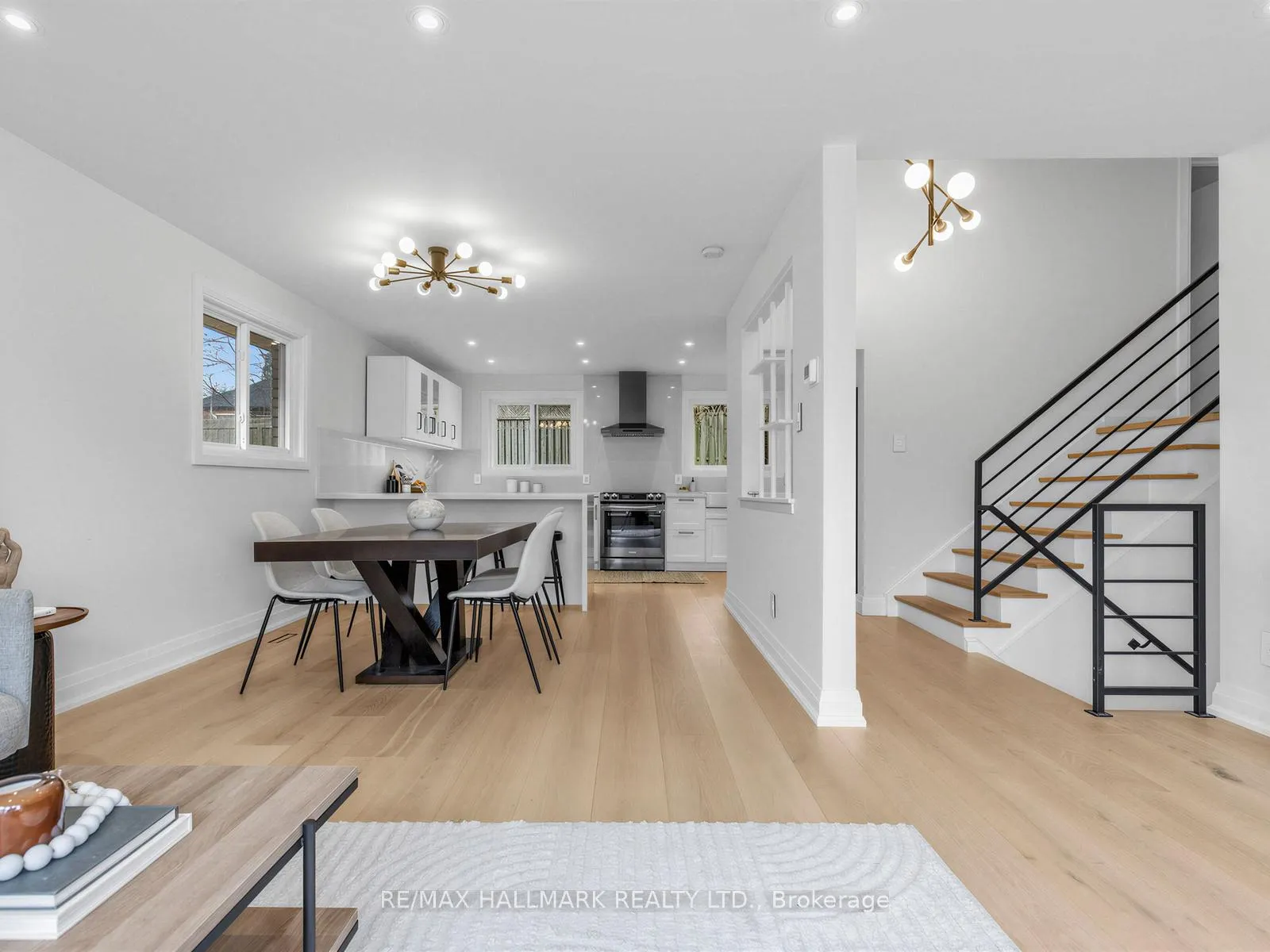 Photo 16 of 28 Munford Crescent, Toronto, O'Connor-Parkview — HOMEH