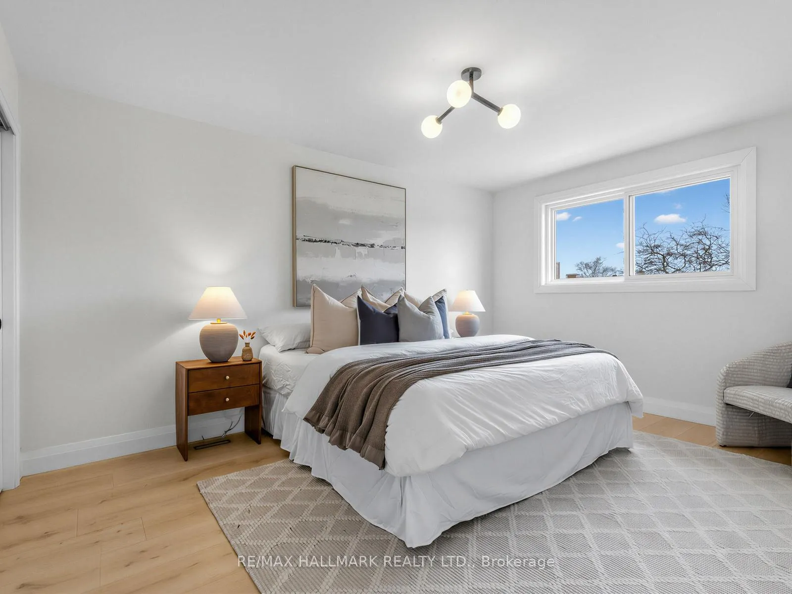 Photo 24 of 28 Munford Crescent, Toronto, O'Connor-Parkview — HOMEH