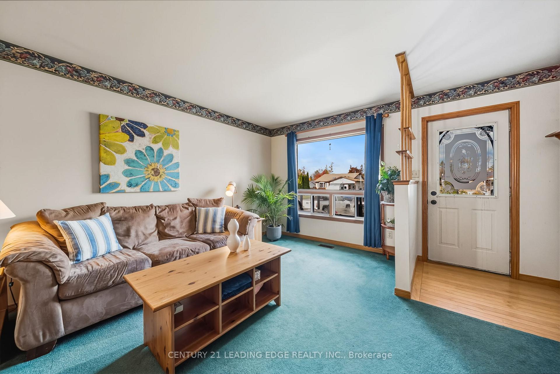 Photo 2 of 87 Beechwood Avenue, Brock, Beaverton — HOMEH