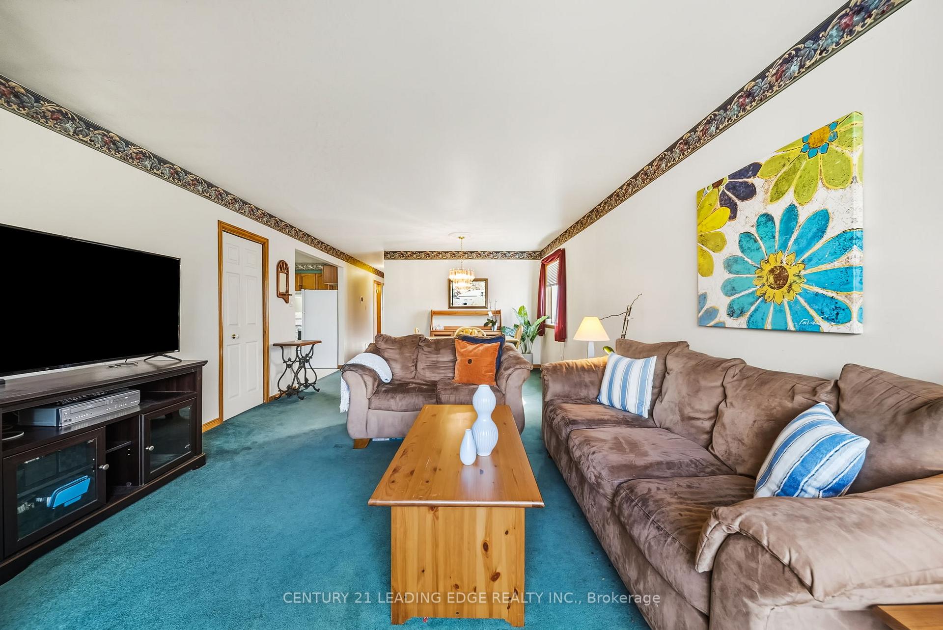 Photo 7 of 87 Beechwood Avenue, Brock, Beaverton — HOMEH