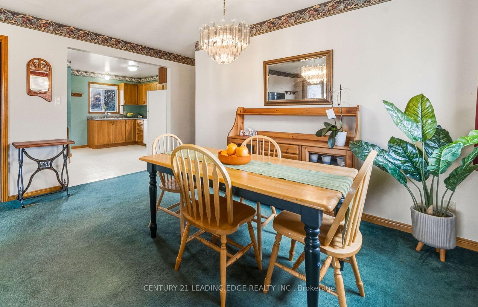 Photo 6 of 87 Beechwood Avenue, Brock, Beaverton — HOMEH
