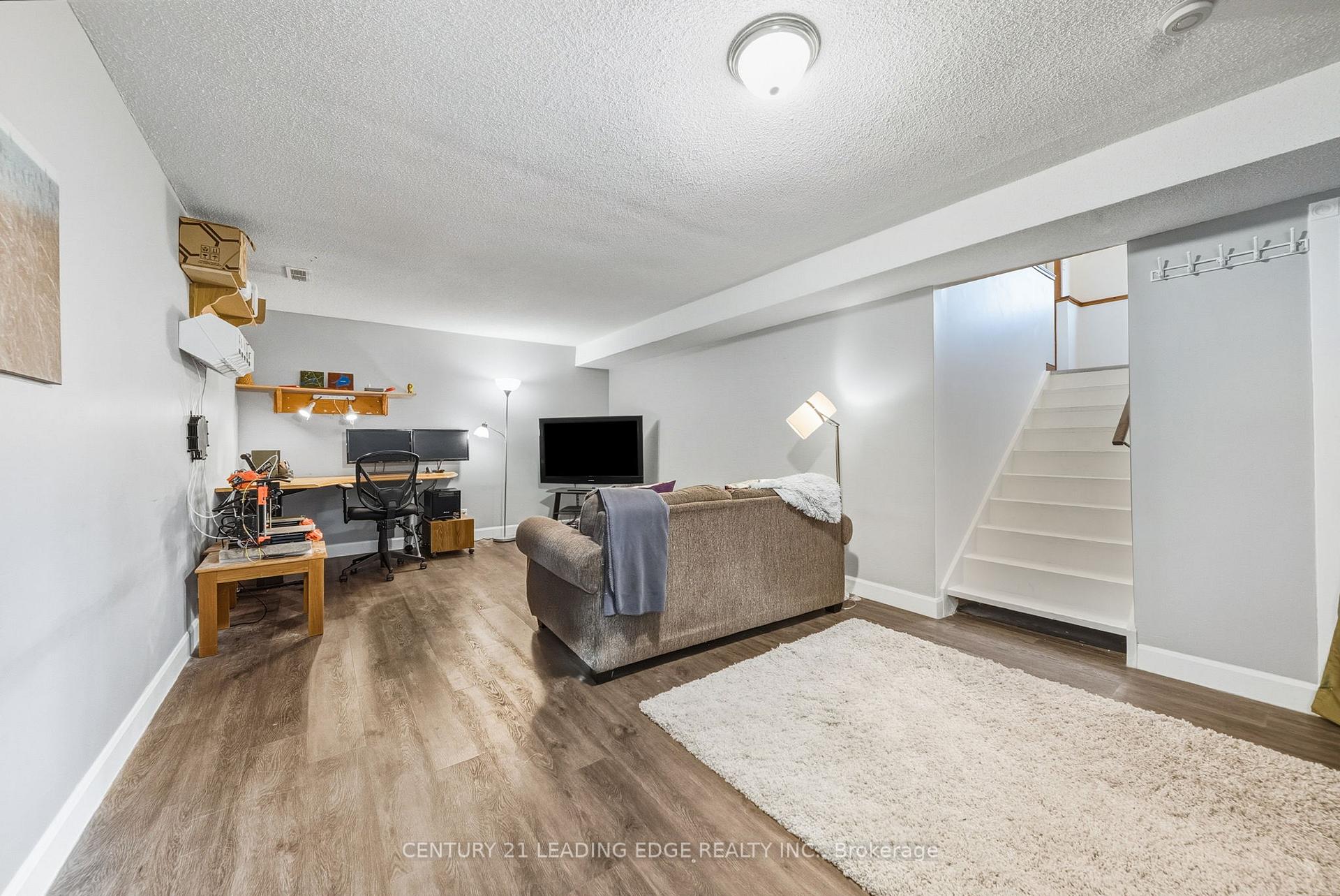 Photo 21 of 87 Beechwood Avenue, Brock, Beaverton — HOMEH