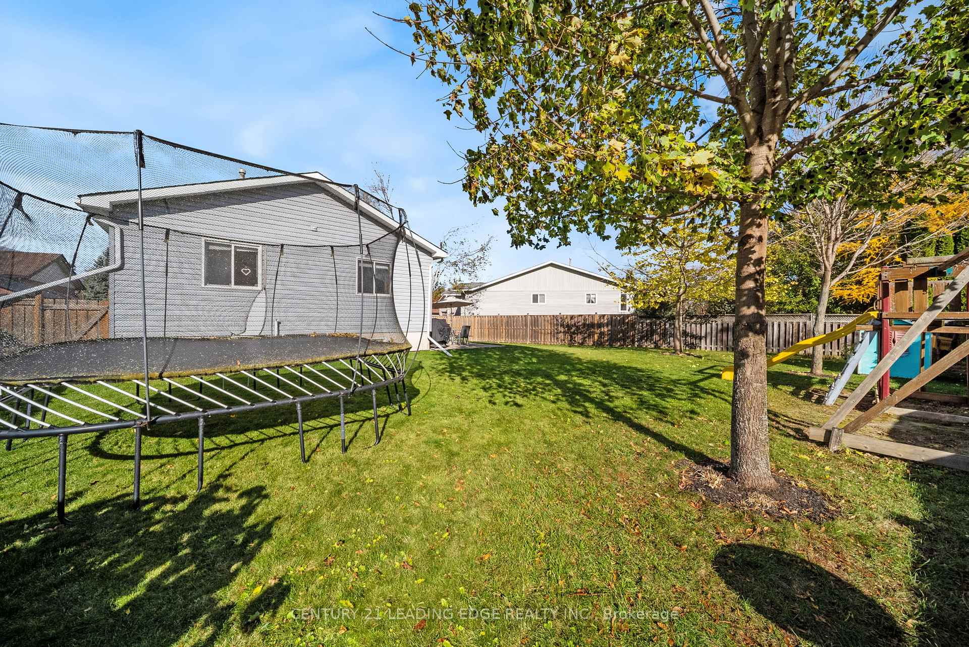 Photo 33 of 87 Beechwood Avenue, Brock, Beaverton — HOMEH